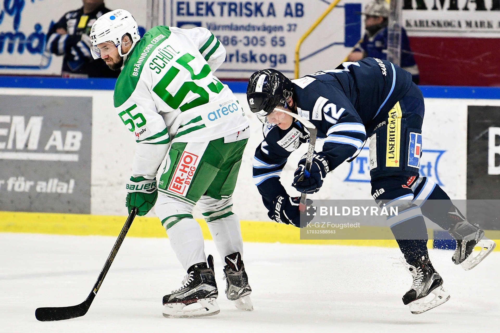 Rögles Felix Schütz och Karlskogas Oliver Eklind