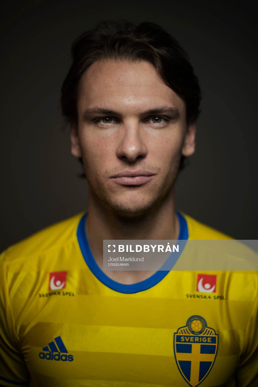 Albin Ekdal, spelare i Sveriges fotbollslandslag