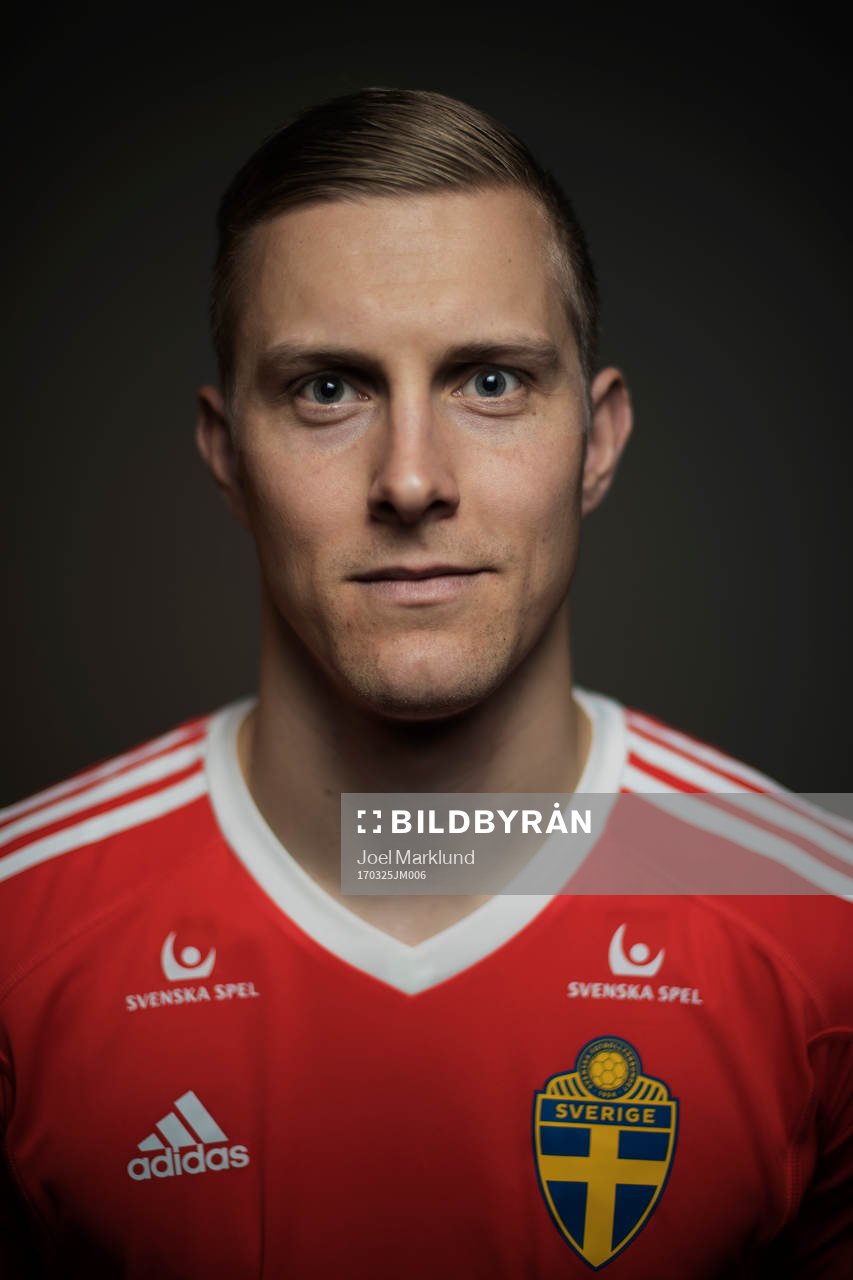 Karl-Johan Johnsson, spelare i Sveriges fotbollslandslag