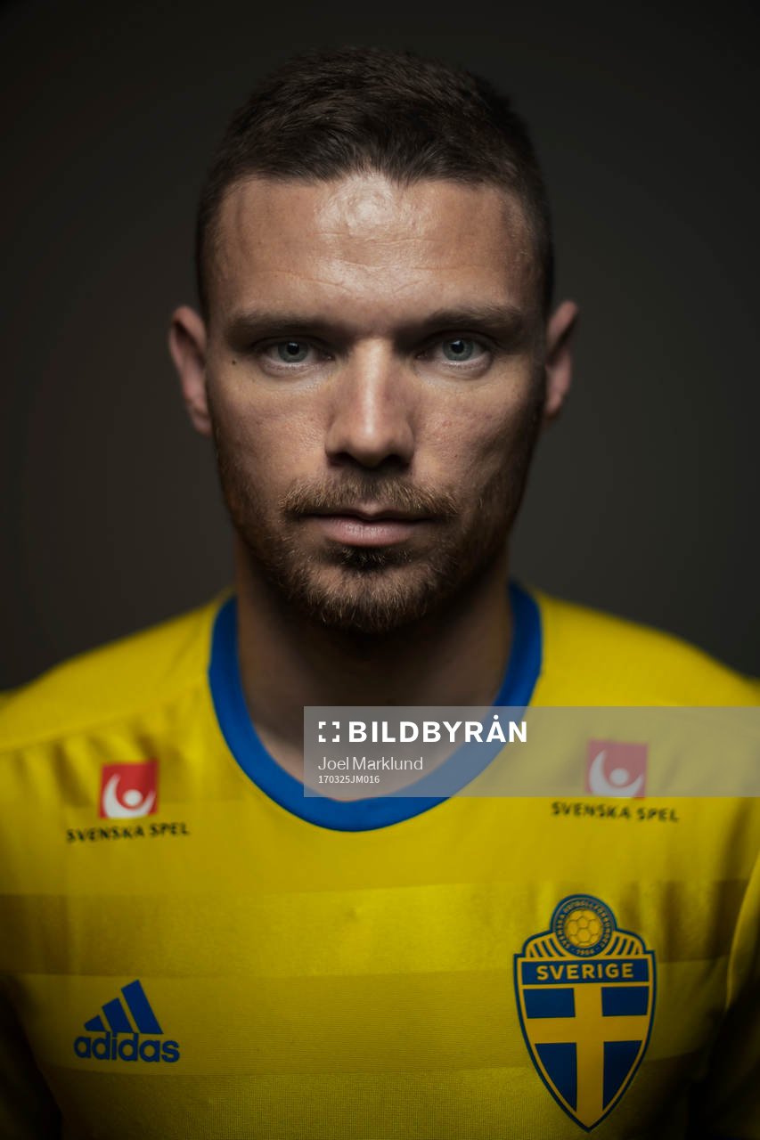 Marcus Berg, spelare i Sveriges fotbollslandslag, poserar för ett porträtt den 21 mars 2017 i Stockholm.