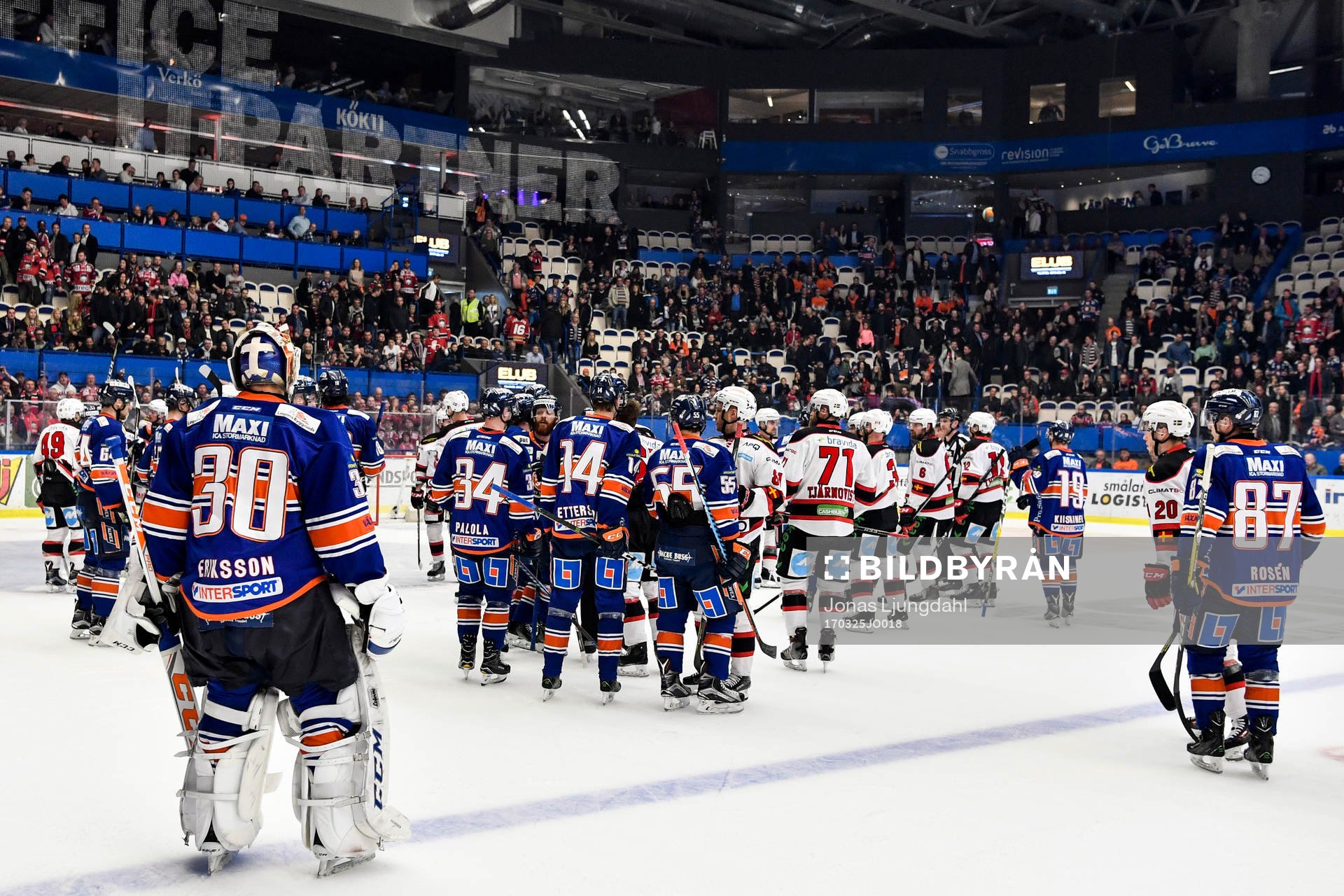 Bråk mellan flera spelare i både Malmö Redhawk och