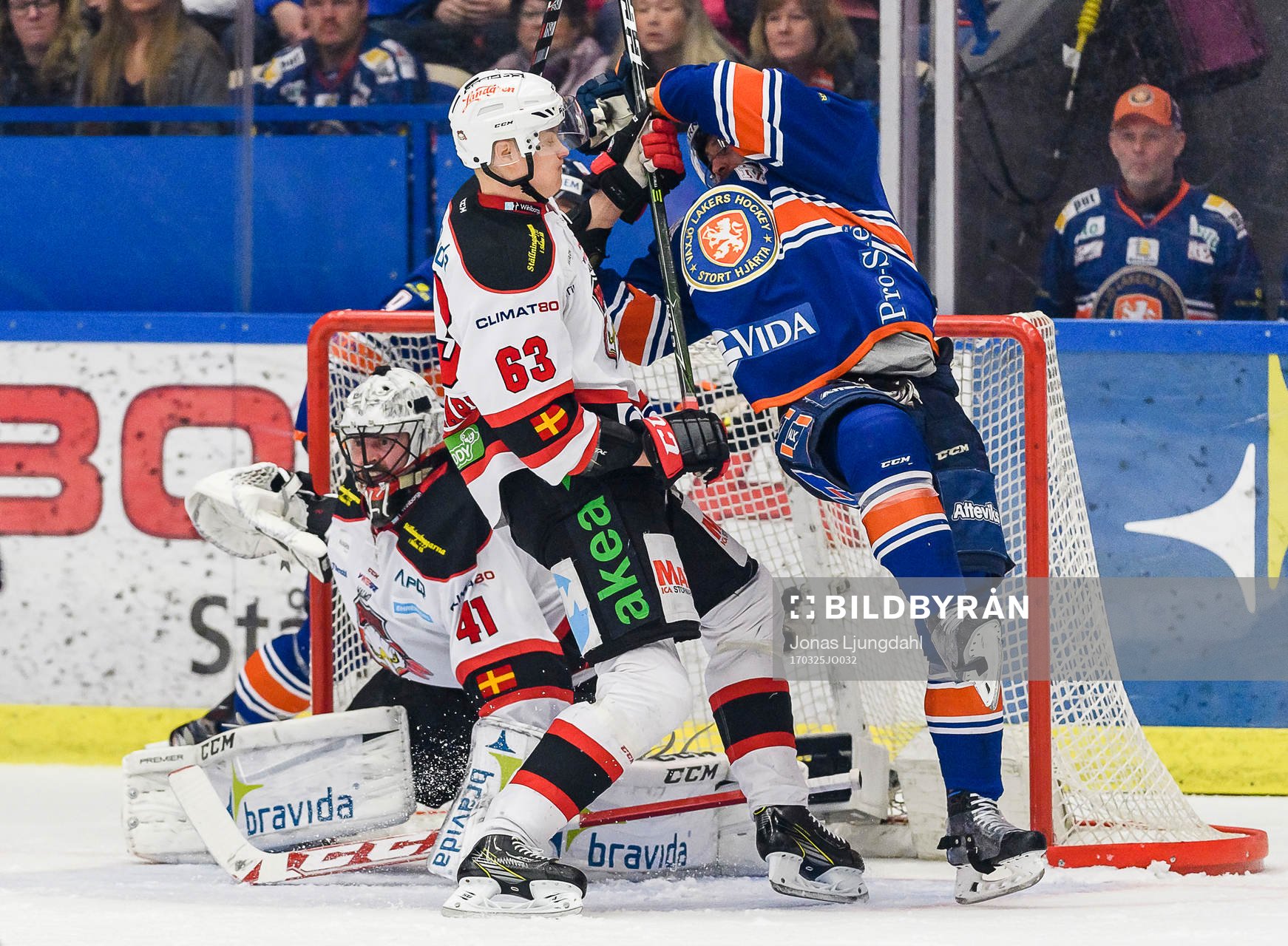 Kamp mellan Malmö Redhawks Fredrik Händemark och Växjös
