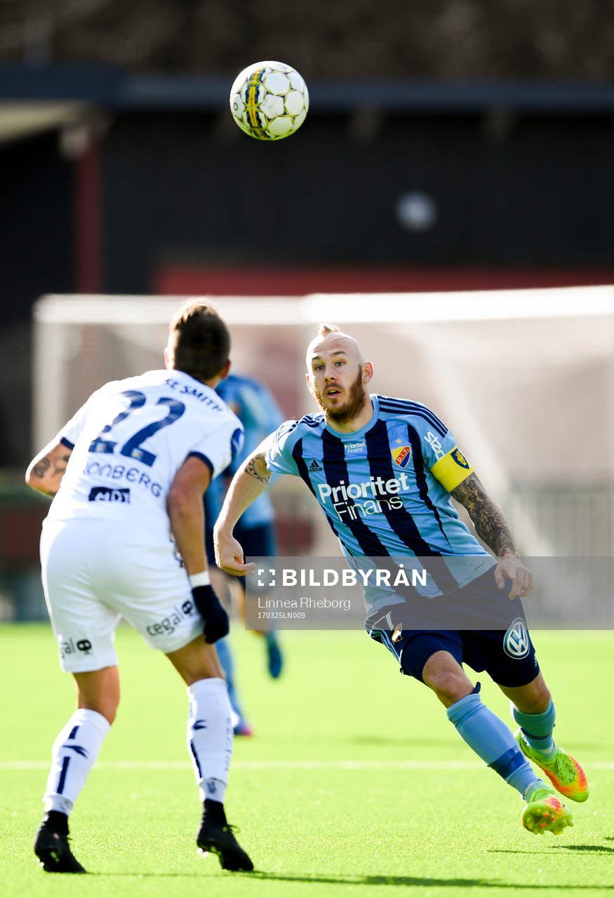Djurgårdens Magnus Eriksson och Stavangers Claes Philip