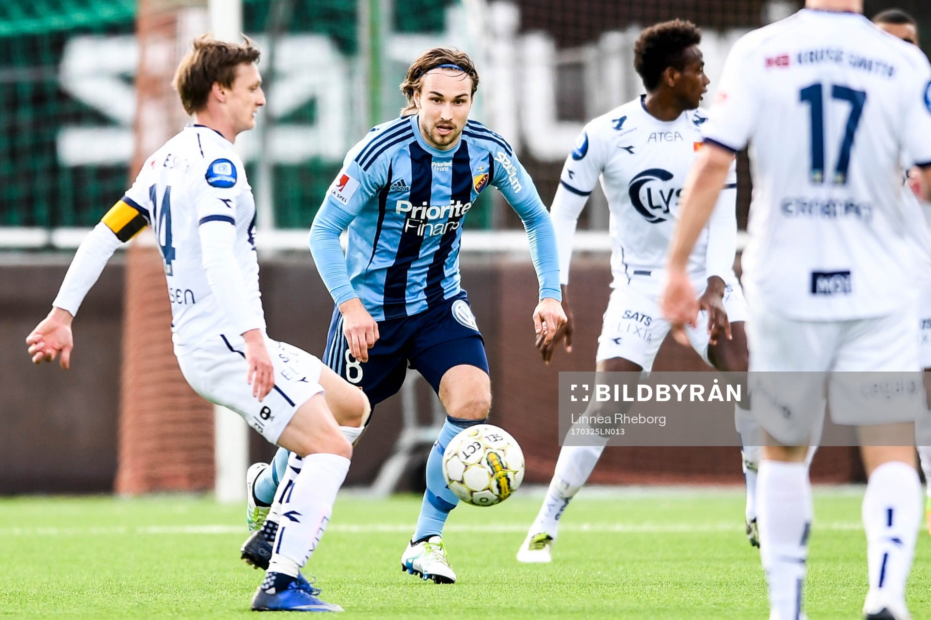 Djurgårdens Kevin Walker och Stavangers  André Danielsen