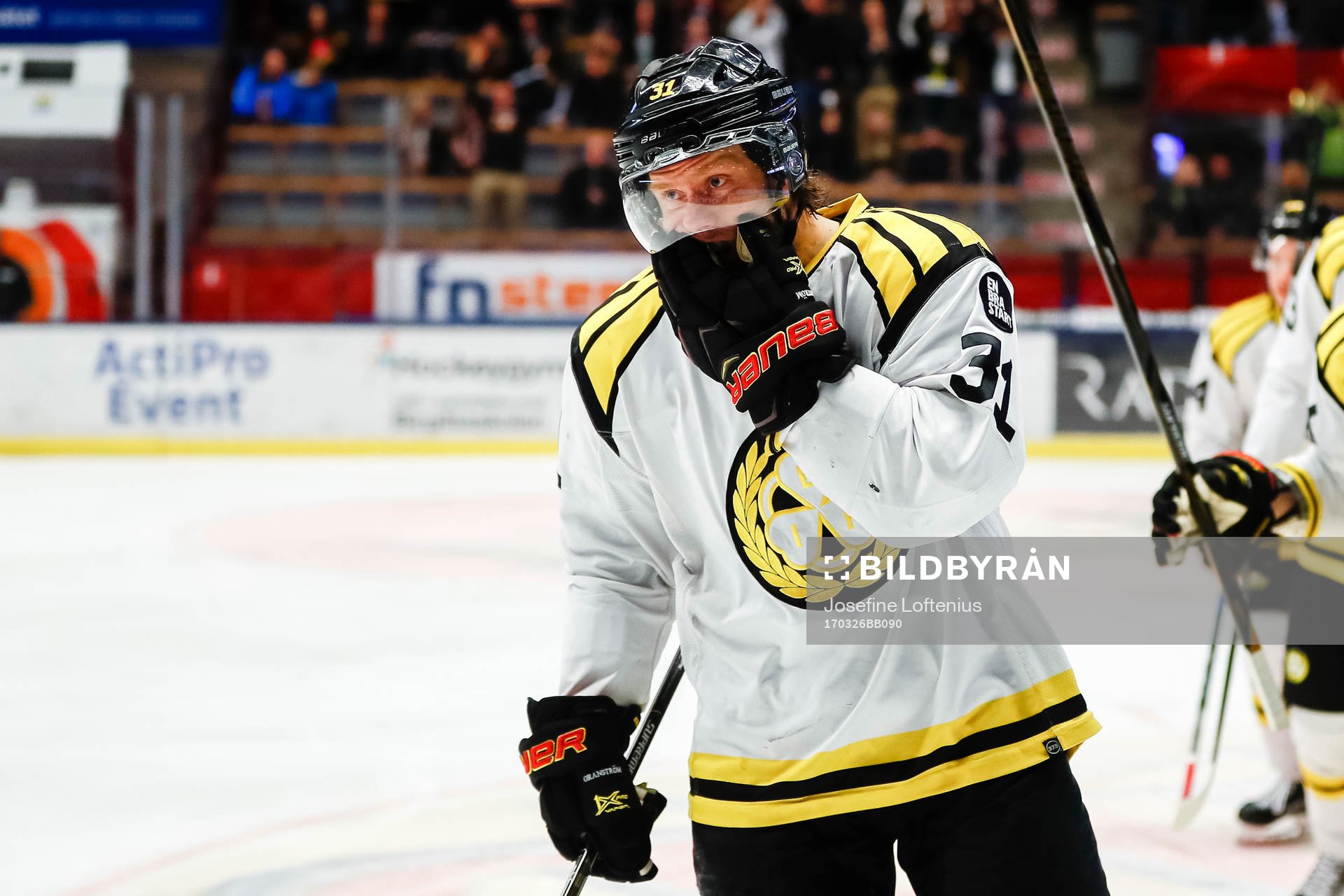 Brynäs Jonathan Granström  jublar