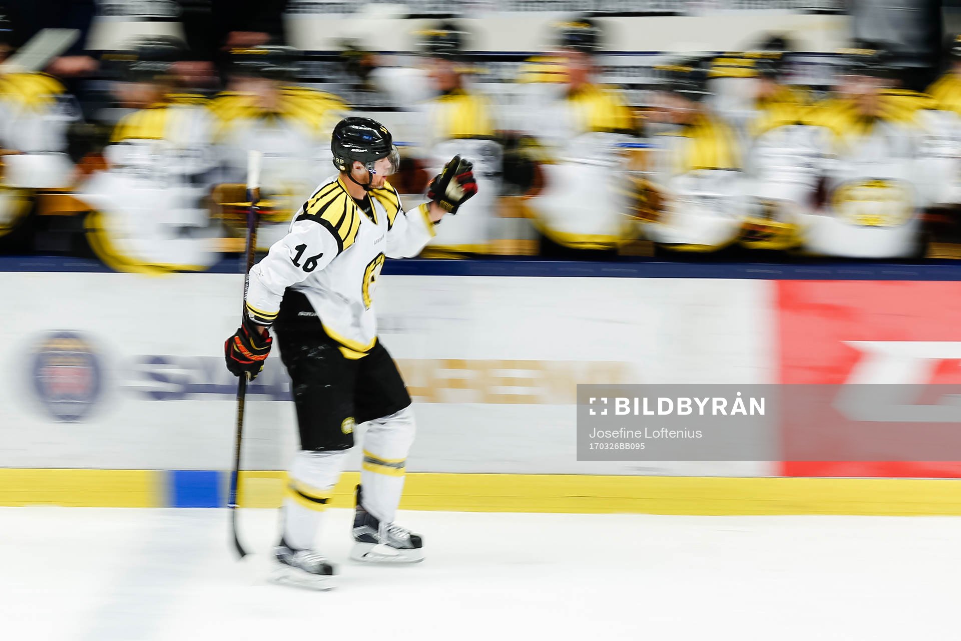 Brynäs  Daniel Paille jublar