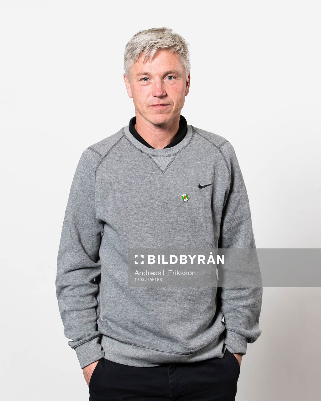 Jörgen Wålemark, tränare Varberg, poserar för ett porträtt under upptaktsträffen för Superettan i fotboll den 27 mars 2017 i Stockholm.