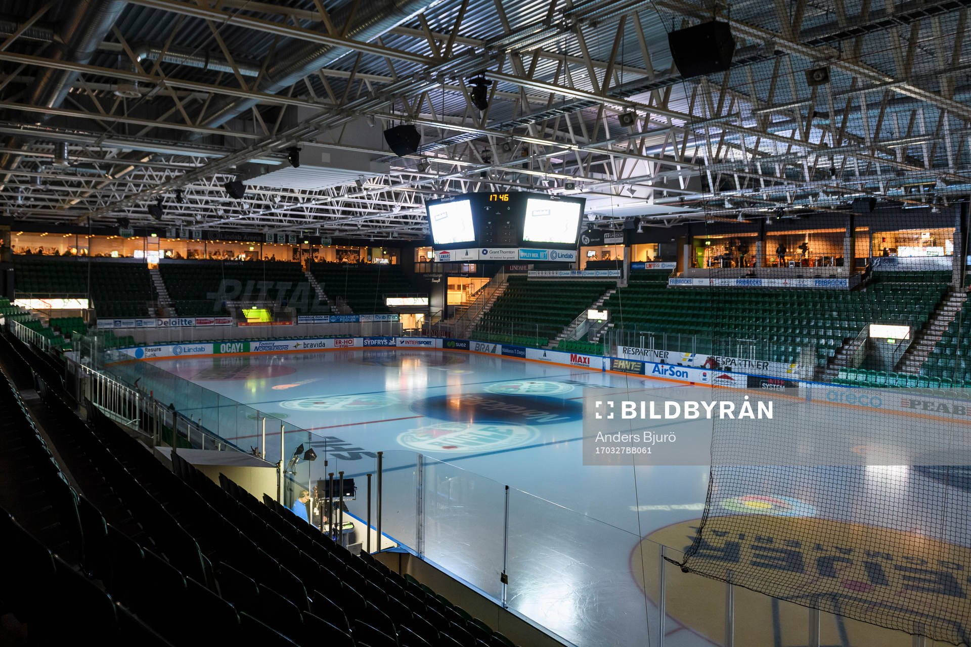 Vy öre isen i Lindab Arena