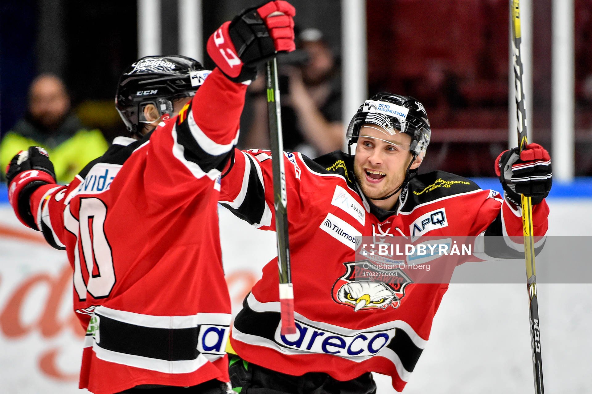 Malmö Redhawks Robin Alvarez och Ilari Filppula jublar