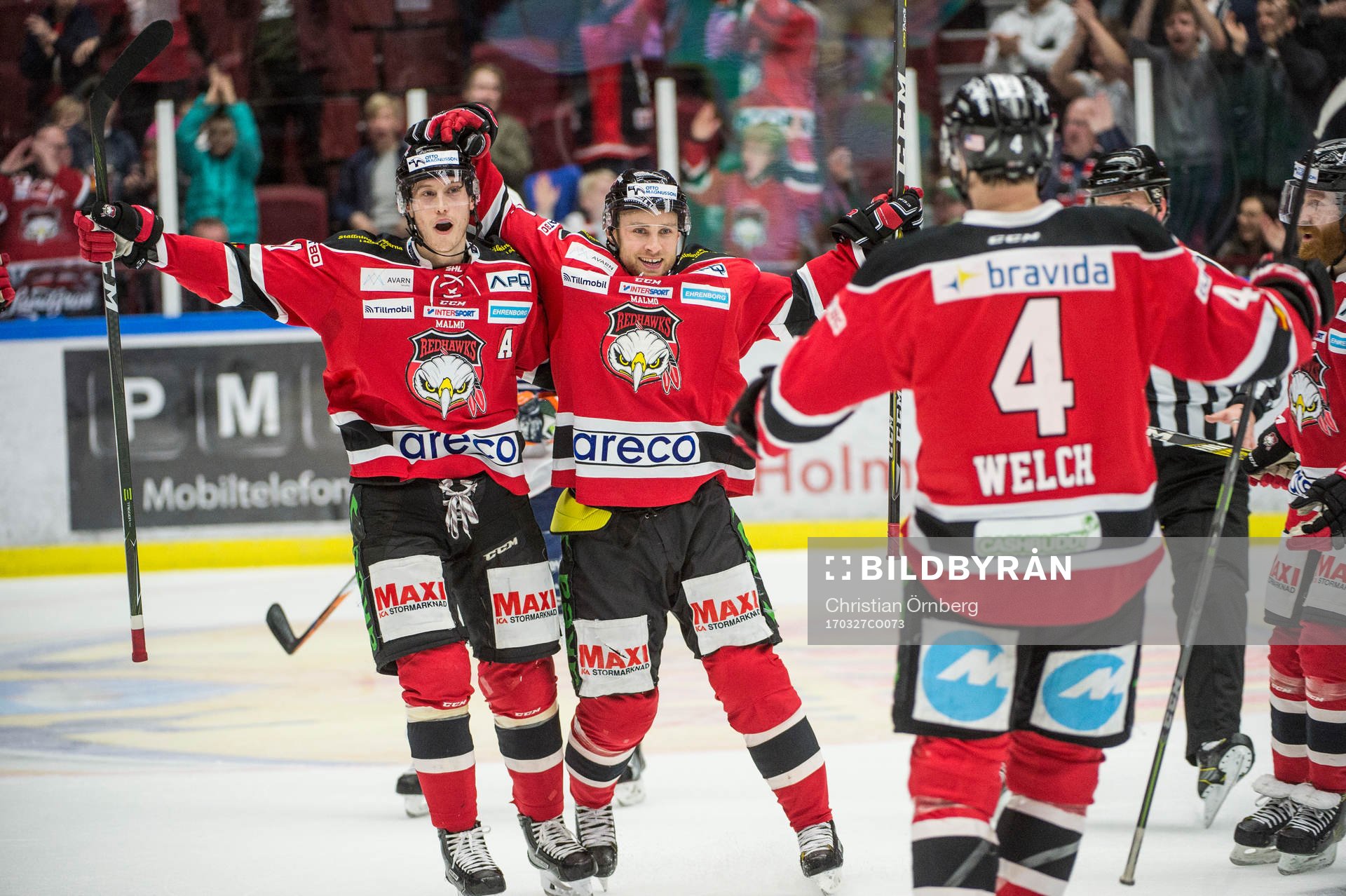 Malmö Redhawks Robin Alvarez och Ilari Filppula jublar åt