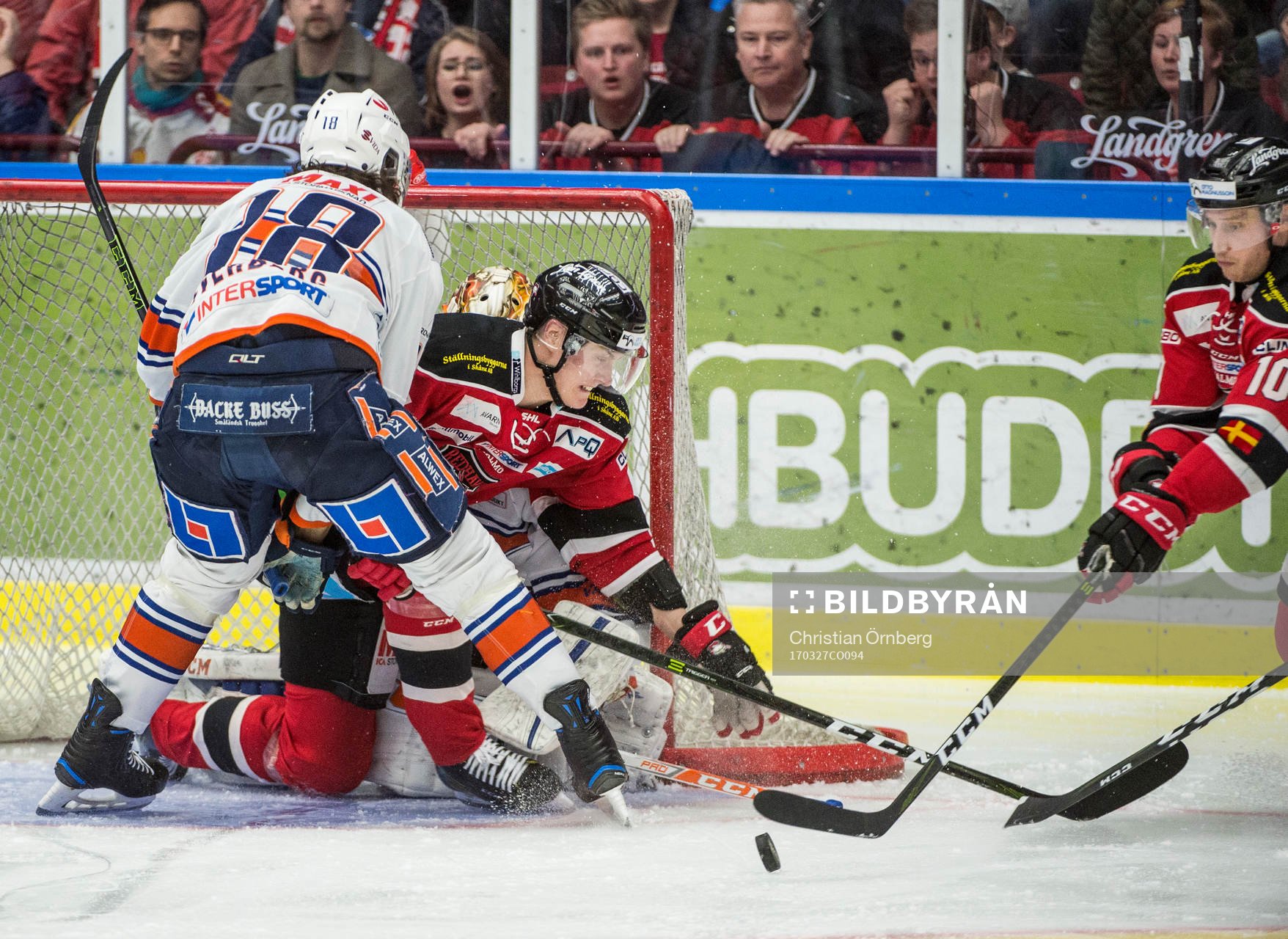 Malmö Redhawks Robin Alvarez och Fredrik Händemark mot