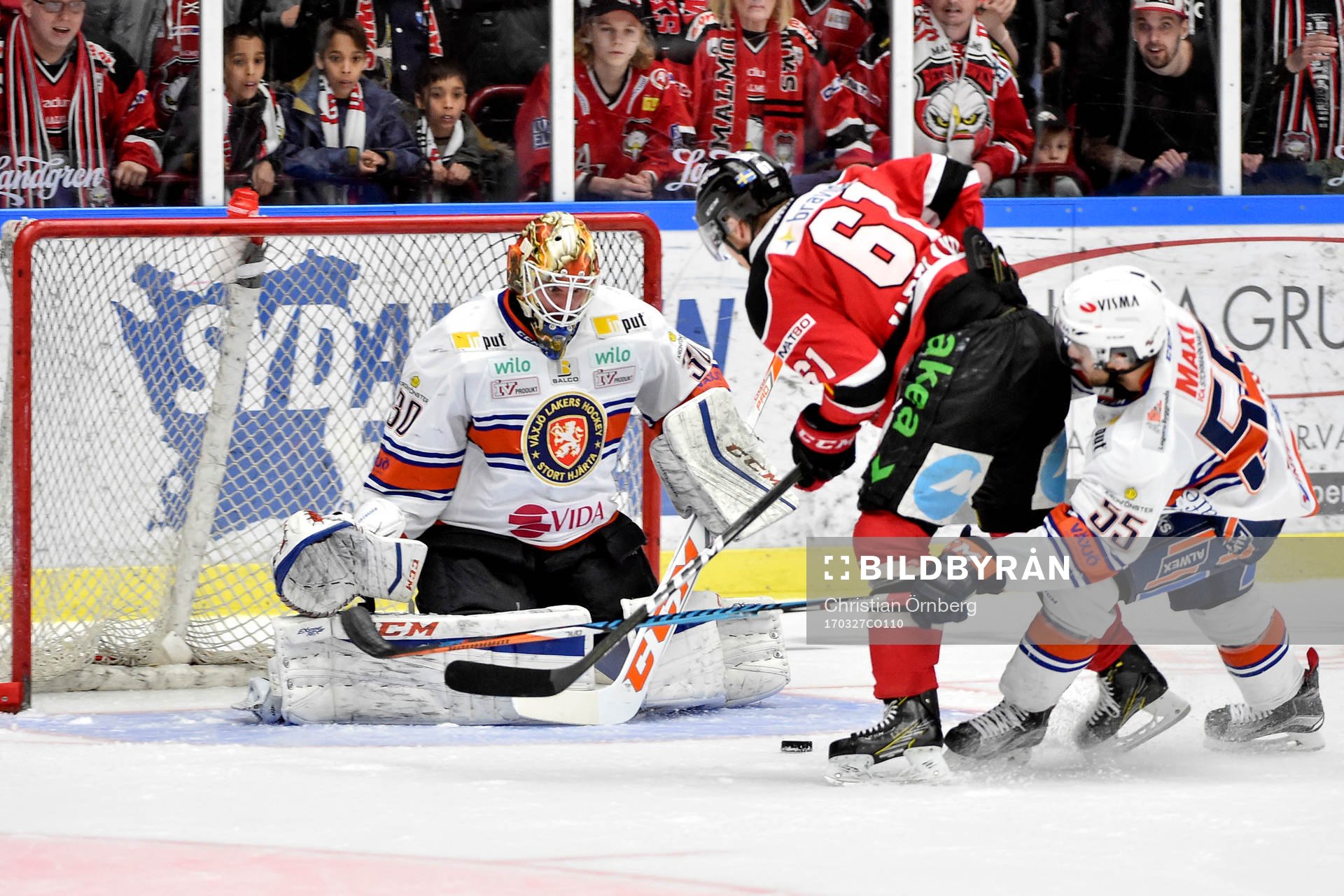Malmö Redhawks Nicklas Jadeland och Växjös målvakt