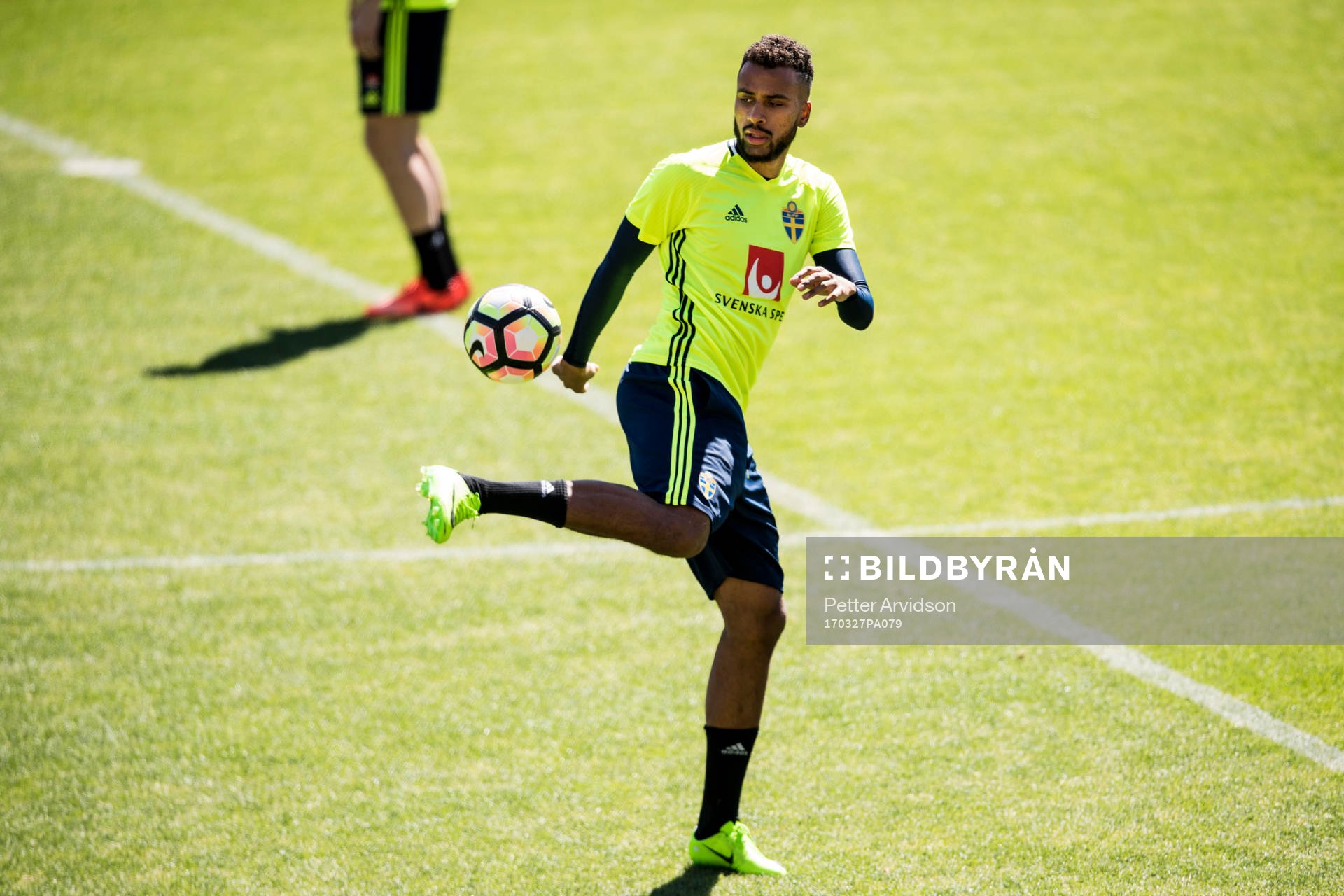 Sveriges Isaac Kiese Thelin