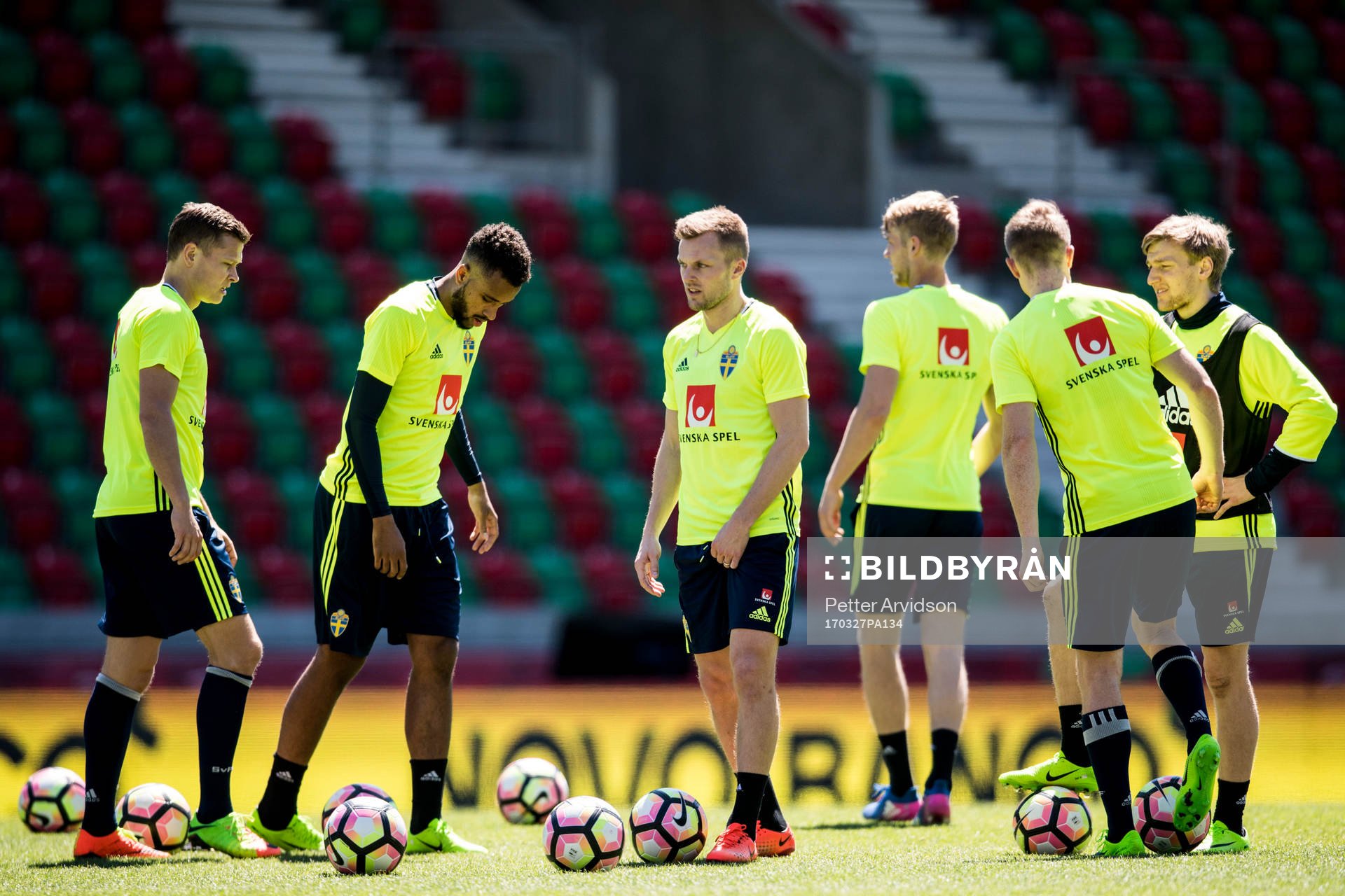 Sveriges Viktor Claesson, Isaac Kiese Thelin, Sebastian