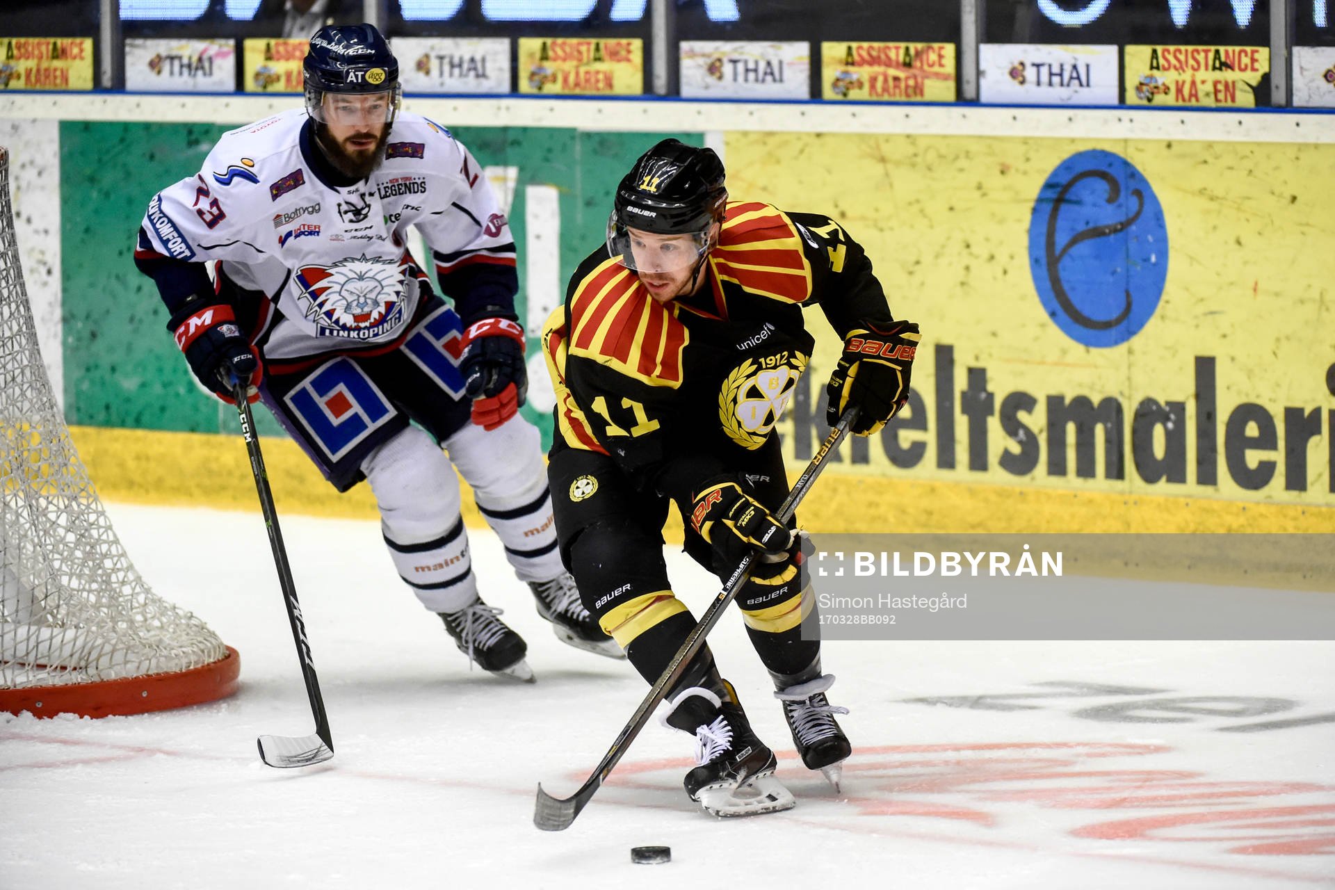 Linköpings Niklas Persson och Brynäs Kevin Clark