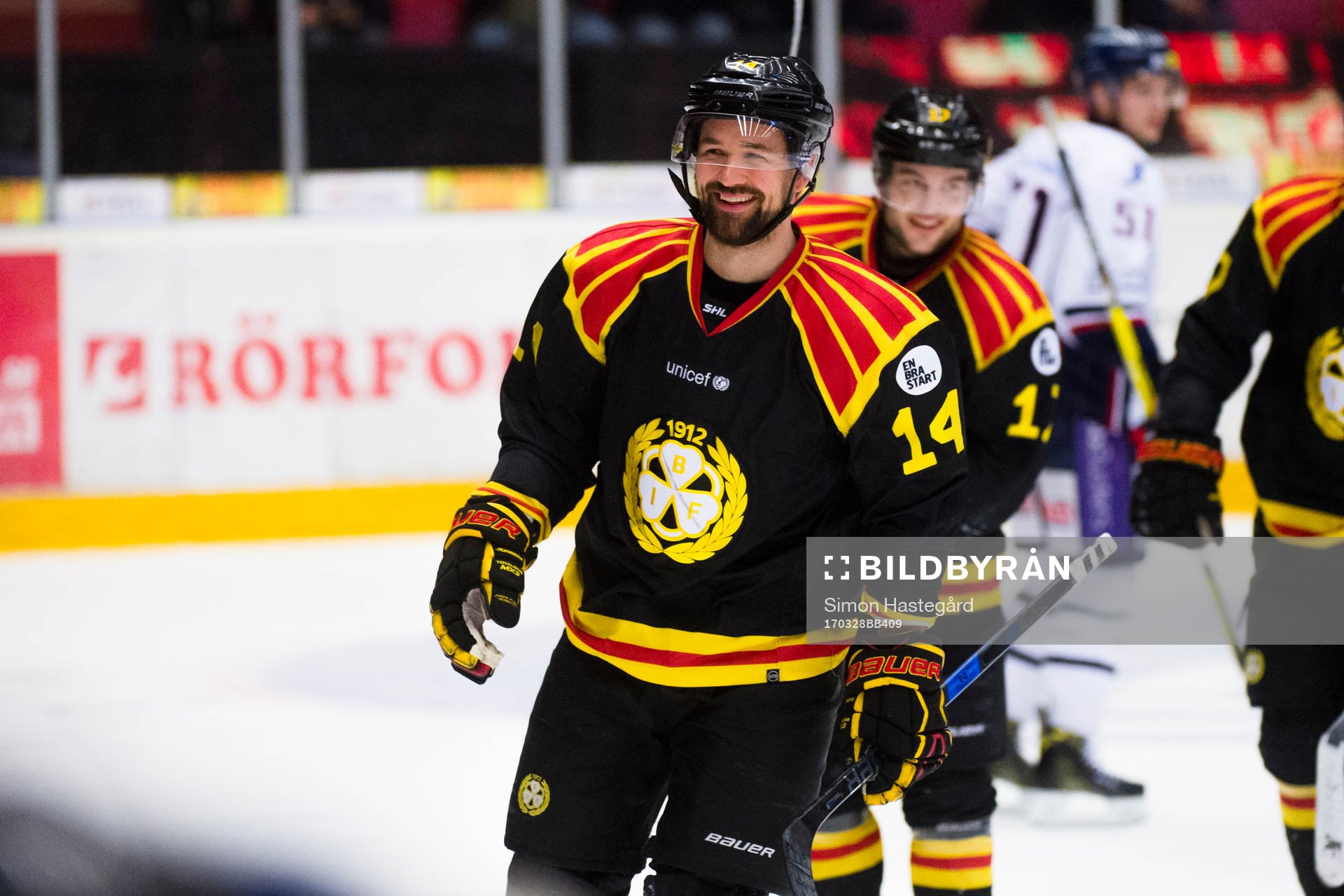 Brynäs Johan Alcén jublar