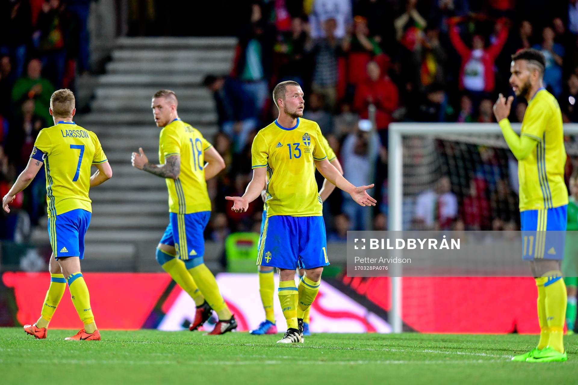 Sveriges Sebastian Larsson, Pontus Jansson, Jakob Johansson