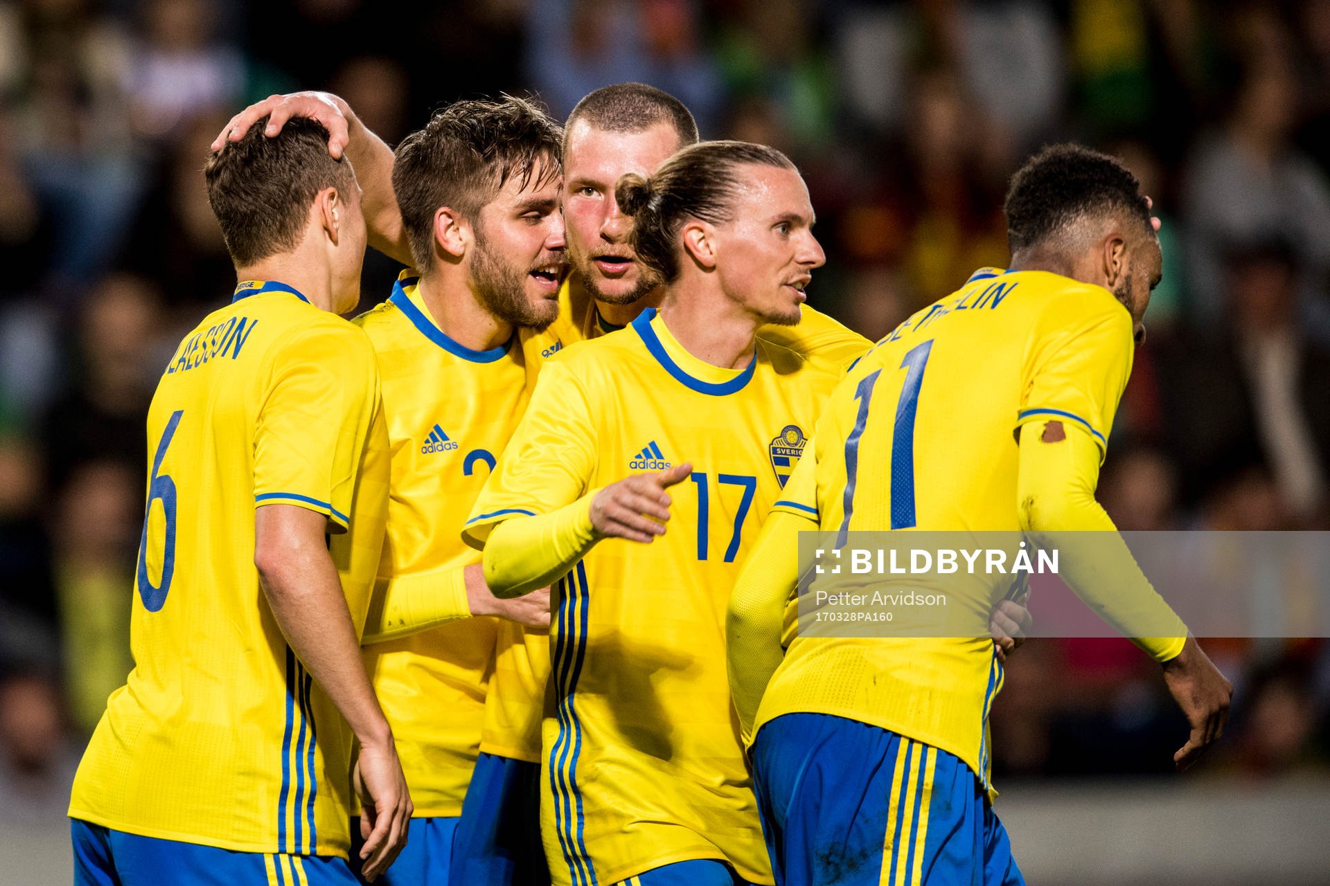 Sveriges Viktor Claesson jublar Christoffer Nyman, Jakob