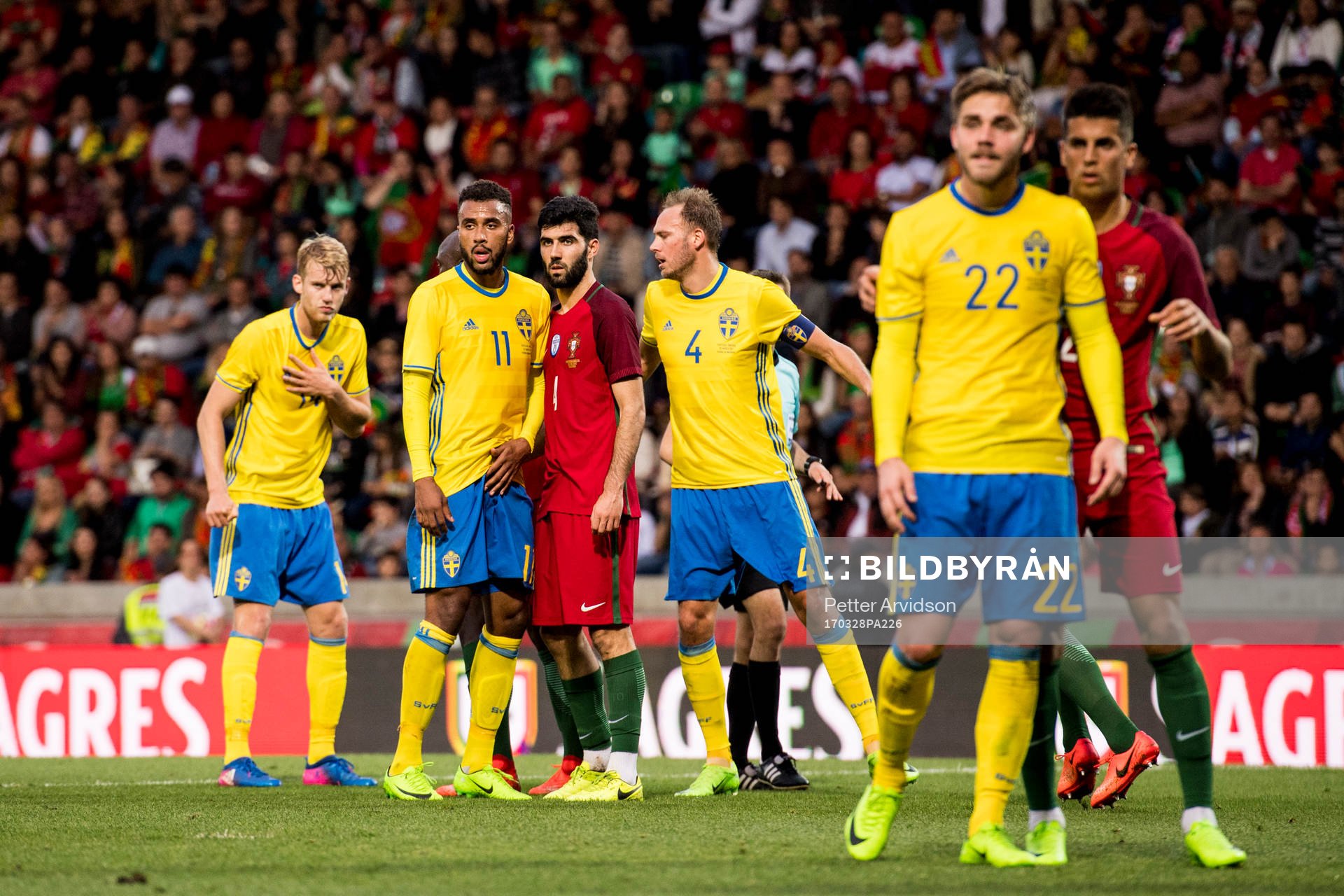 Sveriges Filip Helander, Isaac Kiese Thelin, Andreas