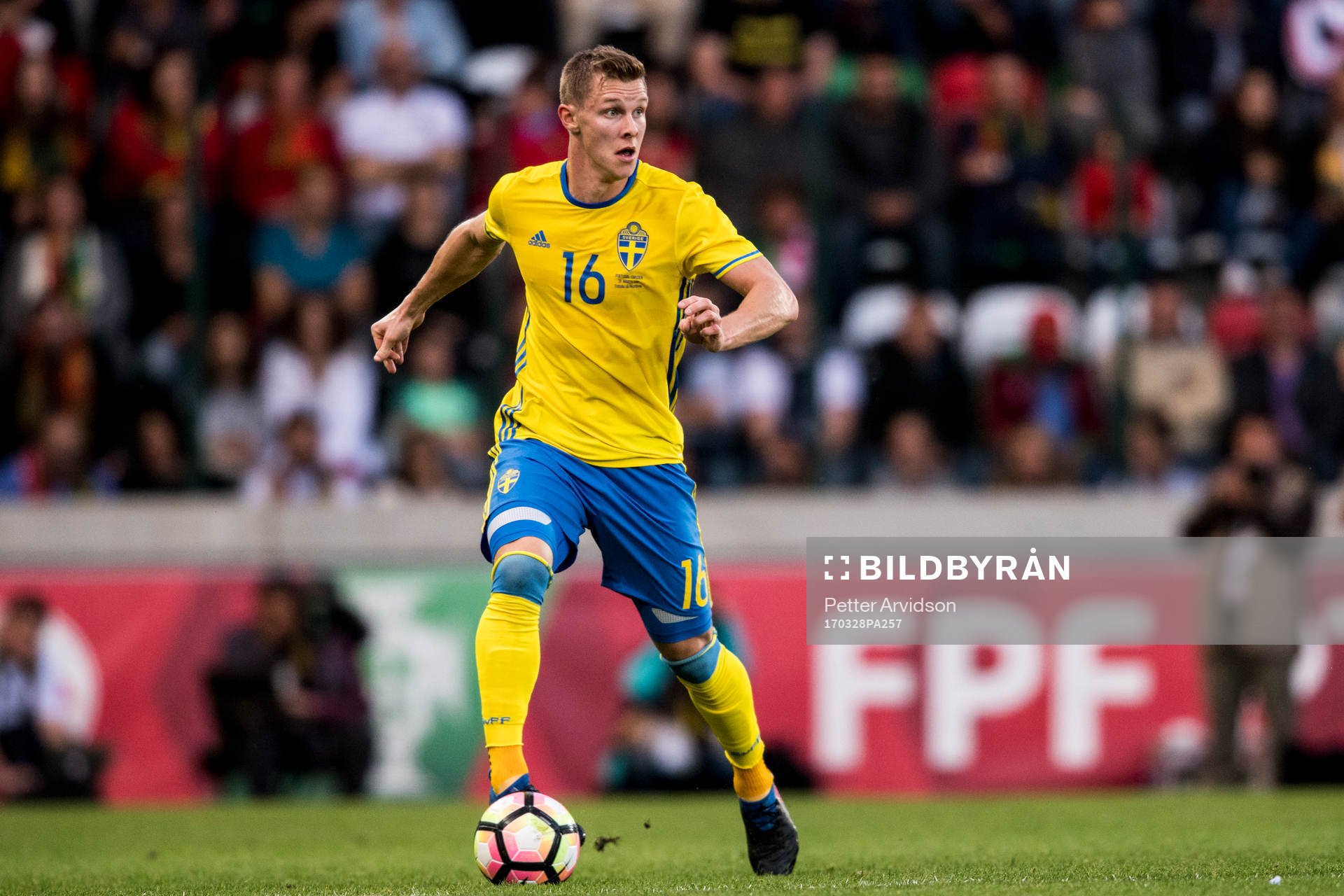 Sveriges Emil Krafth