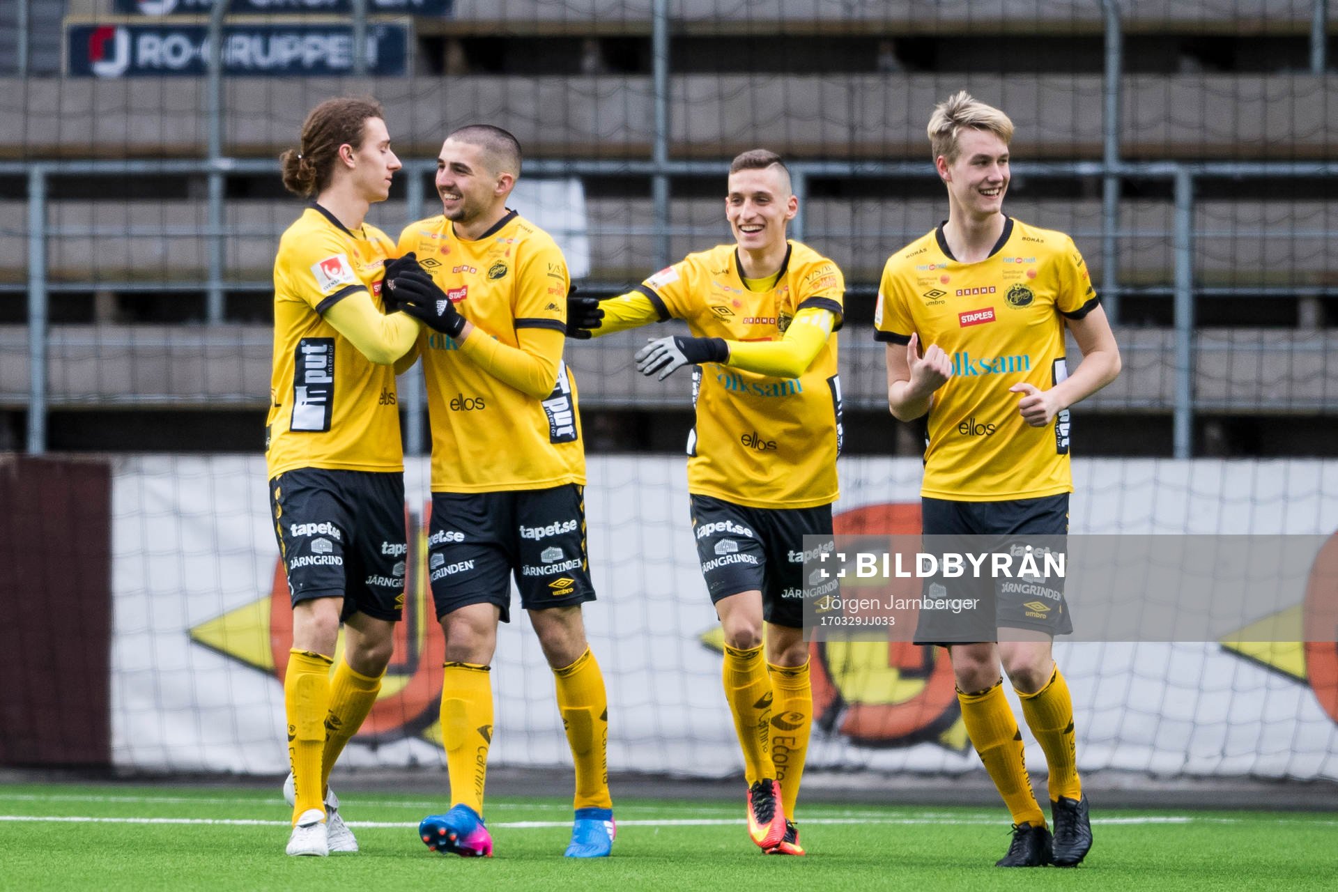 Elfsborgs Ibrahim Dresevic jublar ihop med Christopher Mc