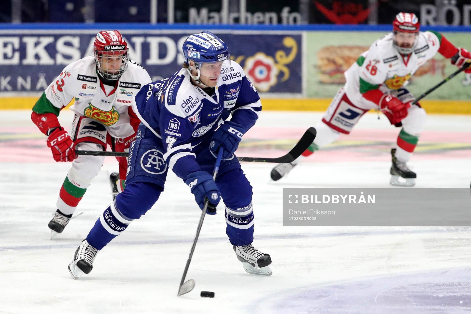 Moras Emil Bejmo jagar Leksands Johan Olofsson