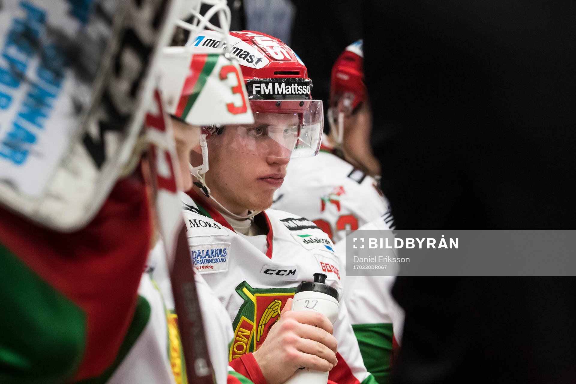 Moras Matias Lassen  i ishockeymatchen i direktkvalet till