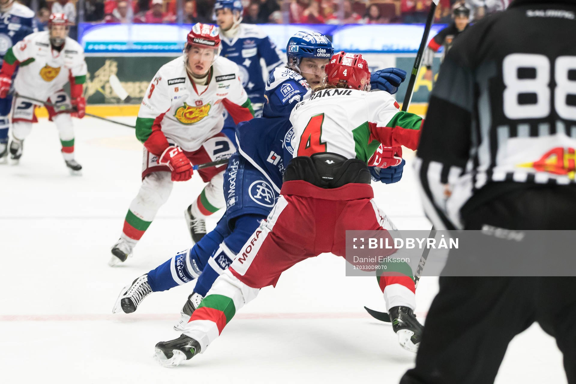 Leksands Johan Olofsson och Moras Viktor Amnér  i