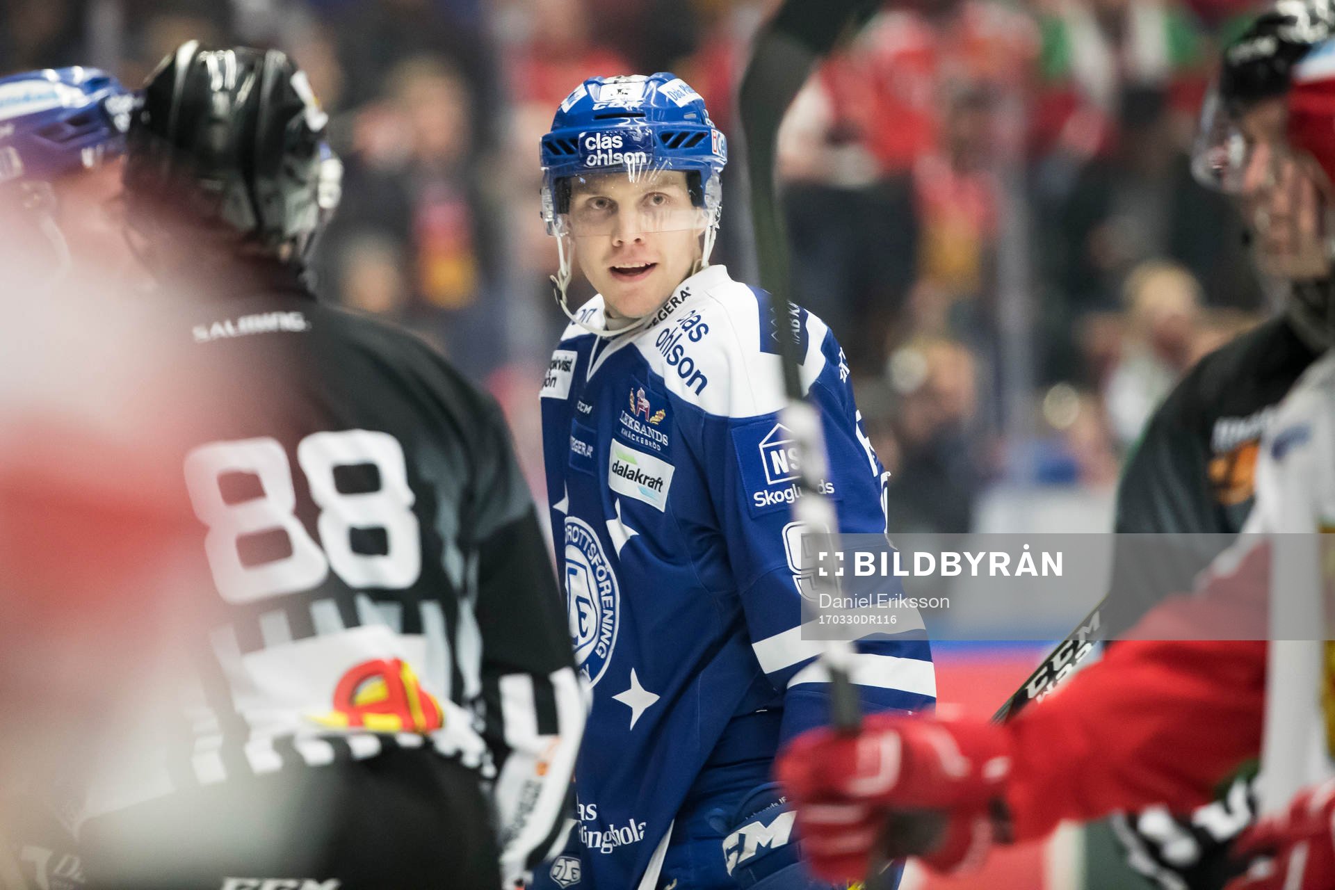 Leksands Lukas Ericsson  i ishockeymatchen i direktkvalet