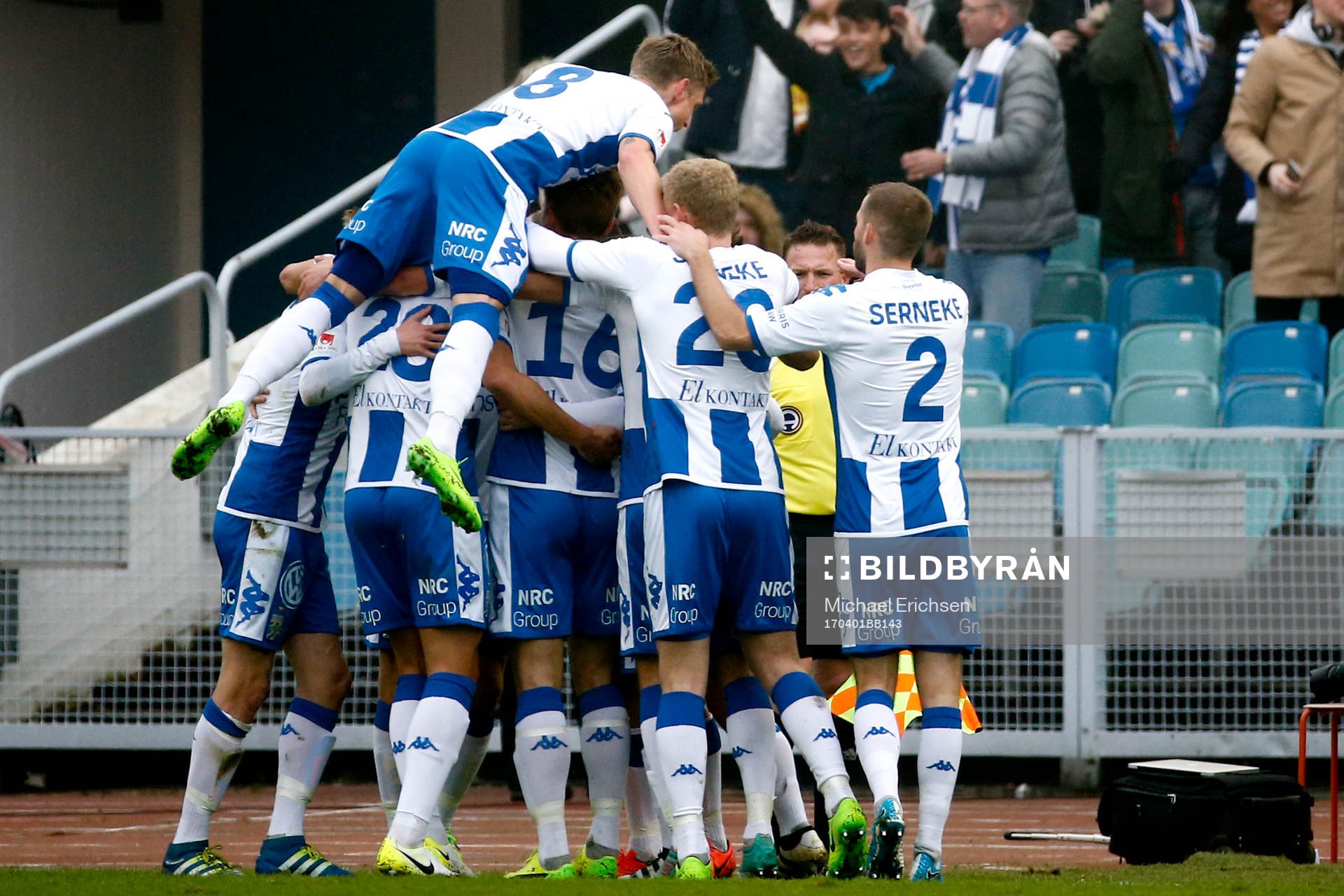 IFK Göteborgs spelare jublar