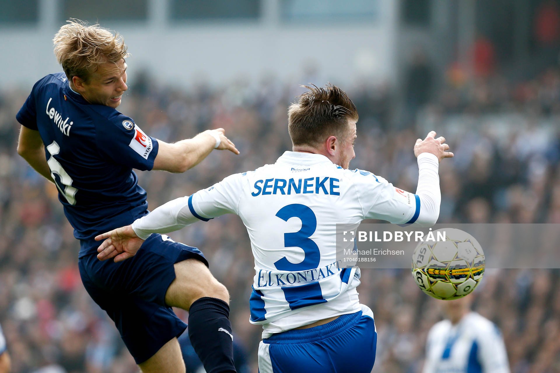 Malmö FFs Oscar Lewicki och IFK Göteborgs Scott Jamieson