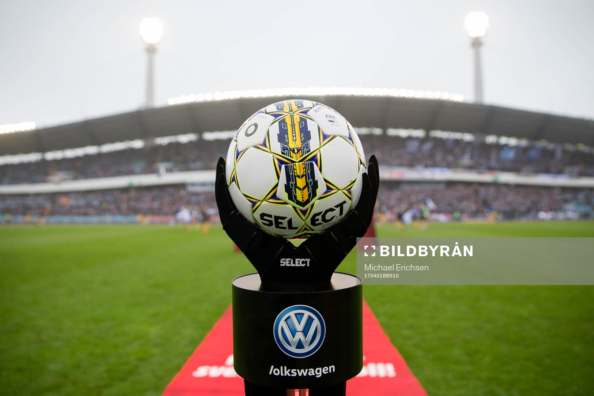 Matchbollen på ett podie