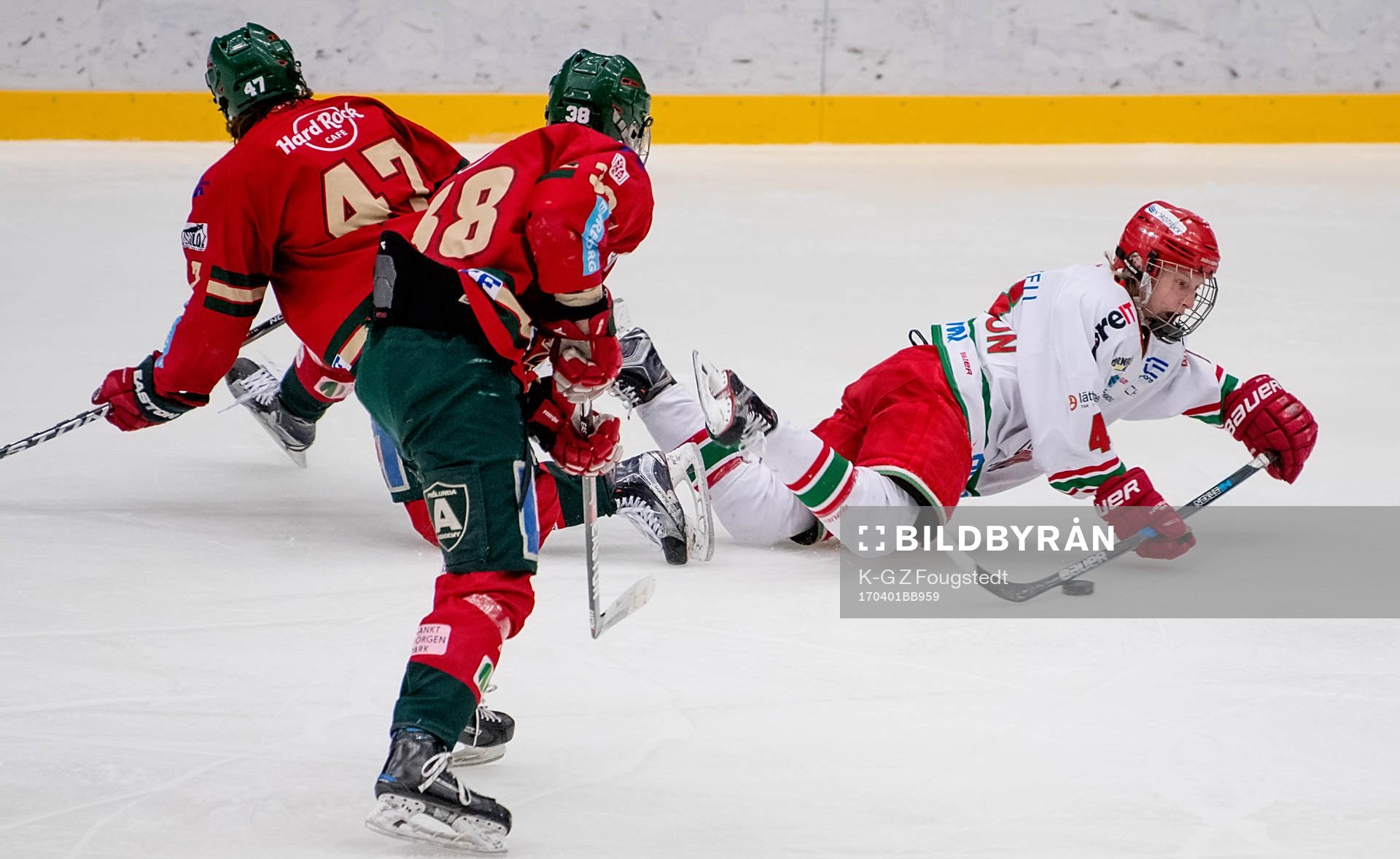 Modos Linus Pettersson sliter sig loss från Frölunda