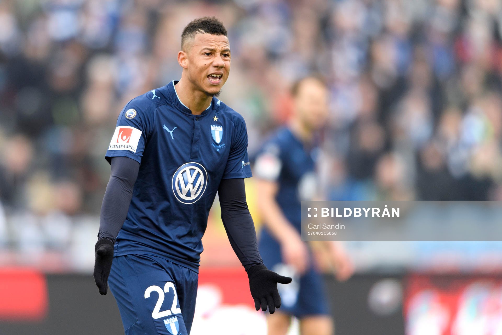 Malmö FFs Tobias Sana reagerar