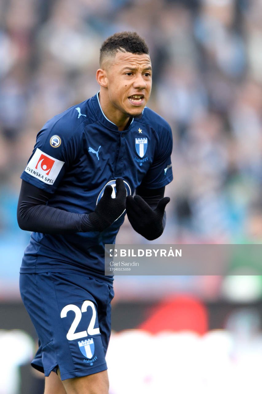 Malmö FFs Tobias Sana reagerar