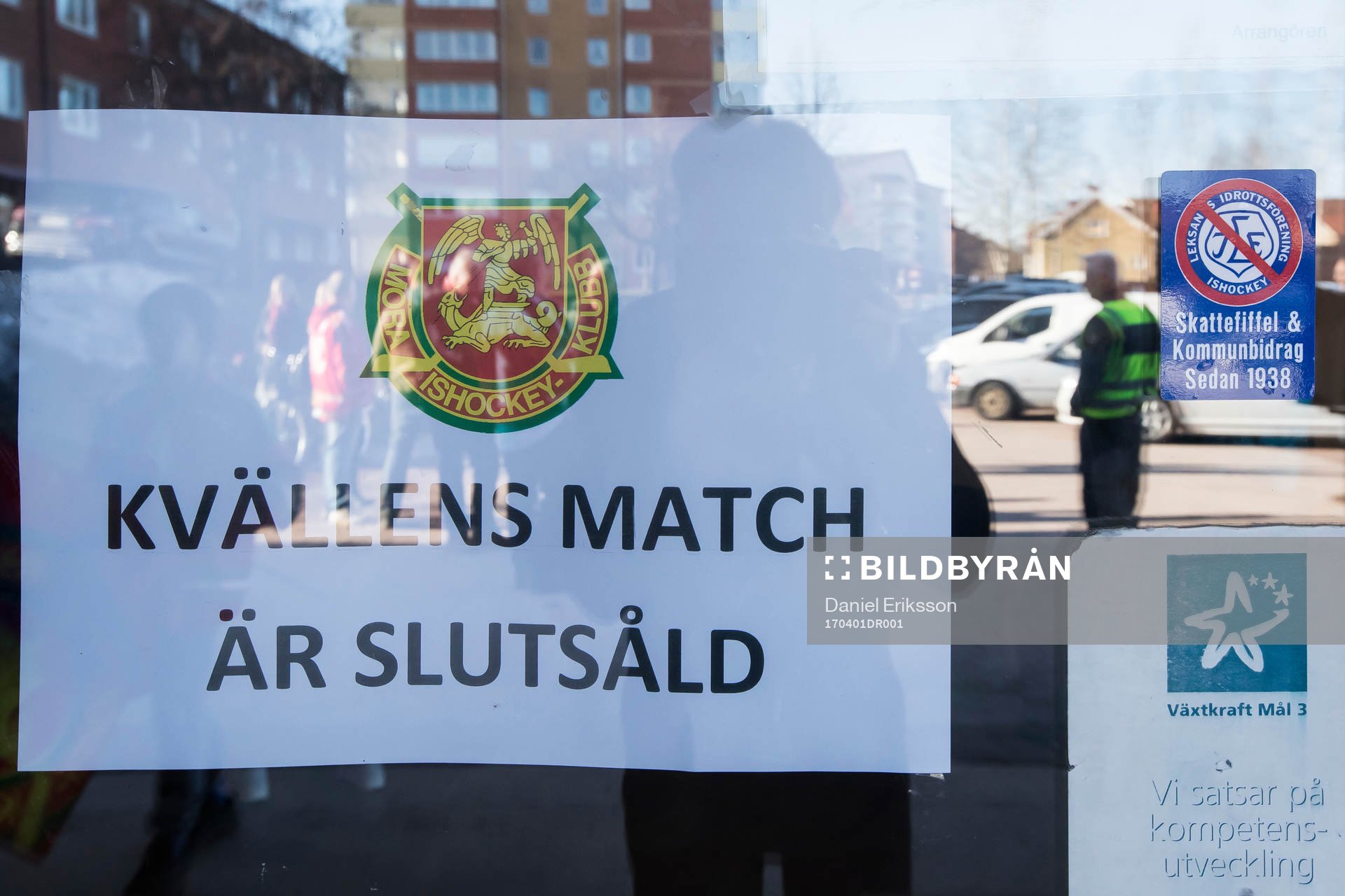 Lapp på luckan i ishockeymatchen i direktkvalet till SHL