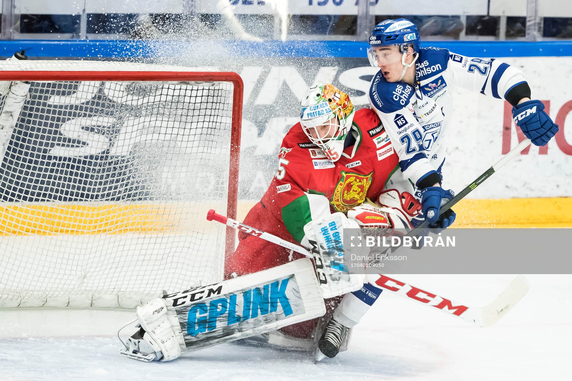 Moras målvakt Christian Engstrand och Leksands Tobias