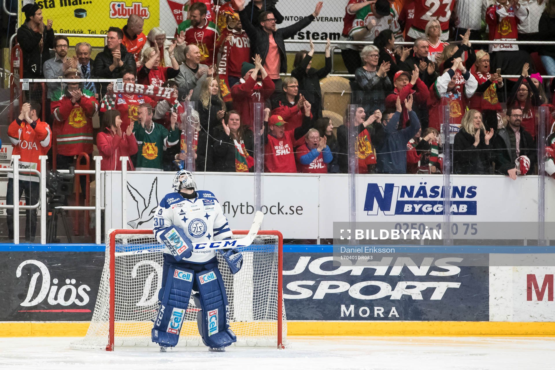 Leksands +le30 deppar i ishockeymatchen i direktkvalet till