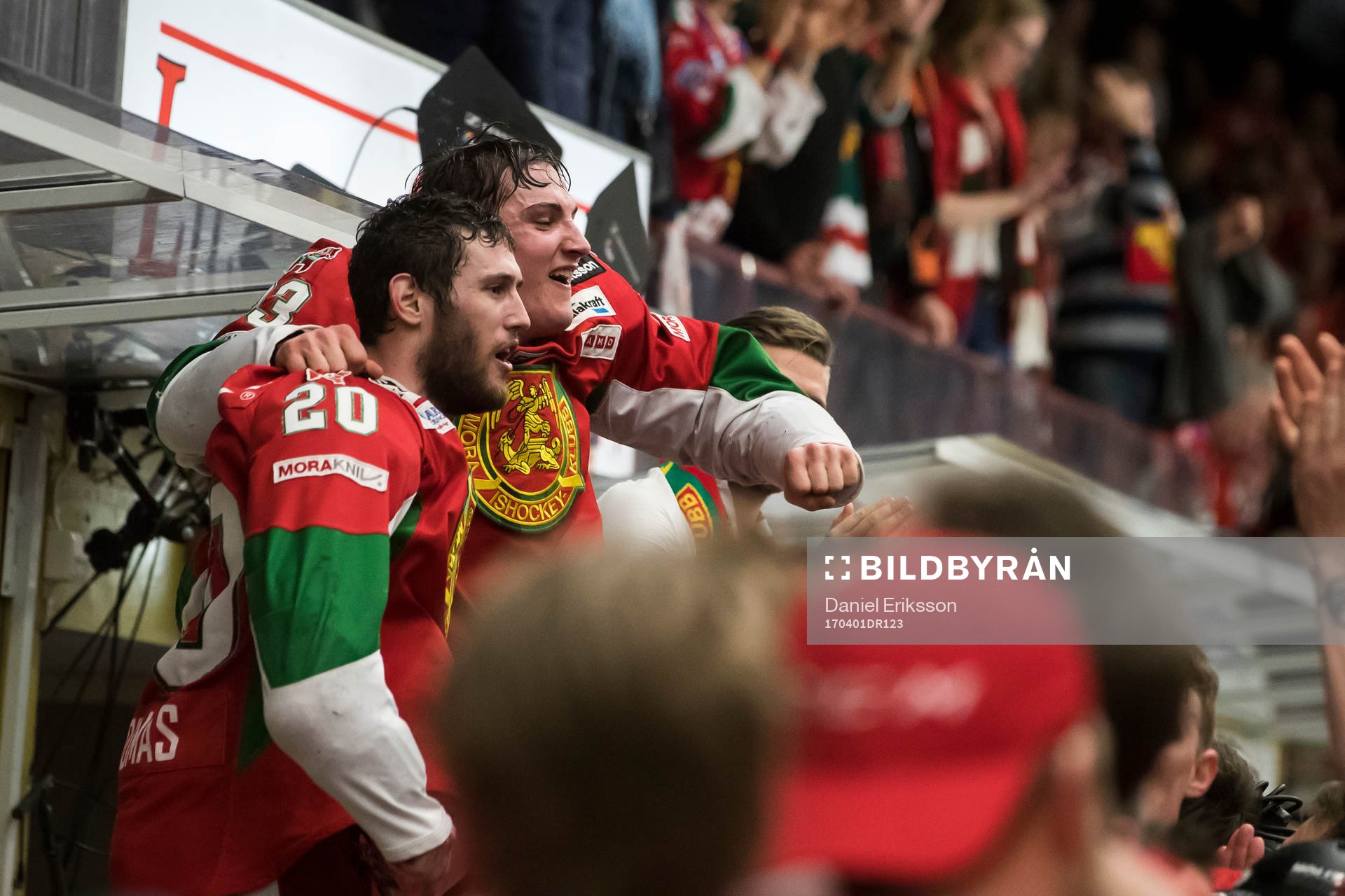 Moras Kevin Goumas och William Pethrus jublar