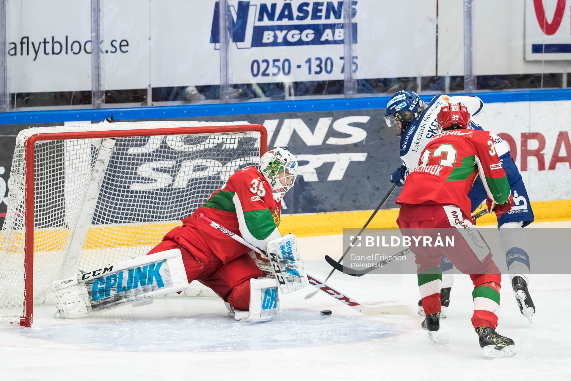 Moras målvakt Christian Engstrand och Joakim Lilliehöök