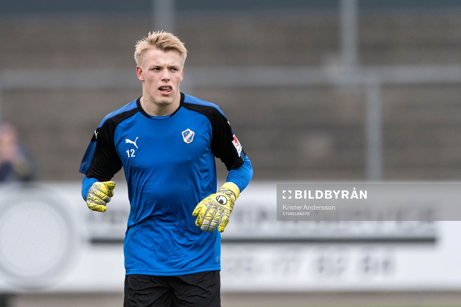 Halmstads målvakt Isak Pettersson före fotbollsmatchen i