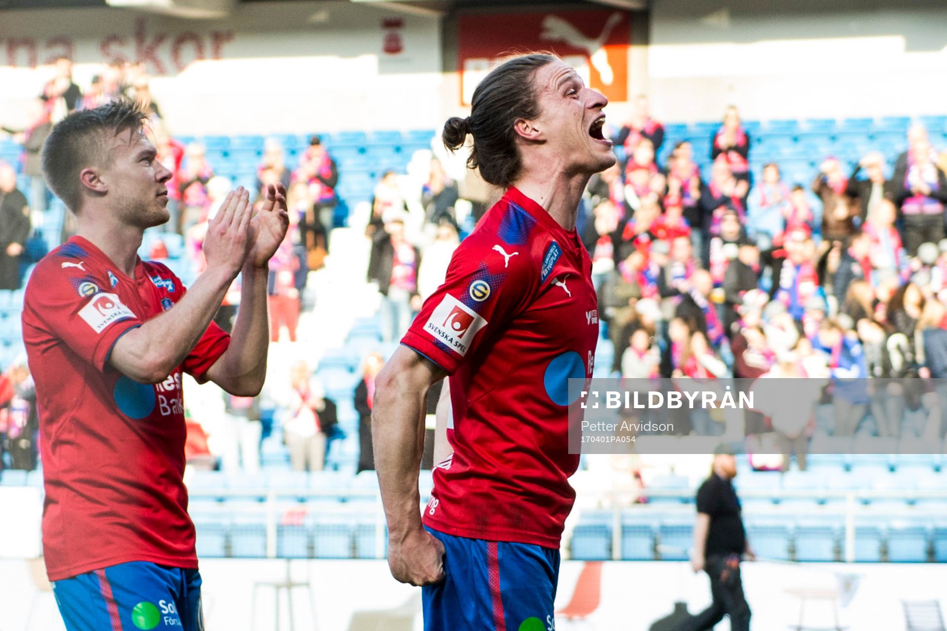 Helsingborgs Jesper Lange jublar