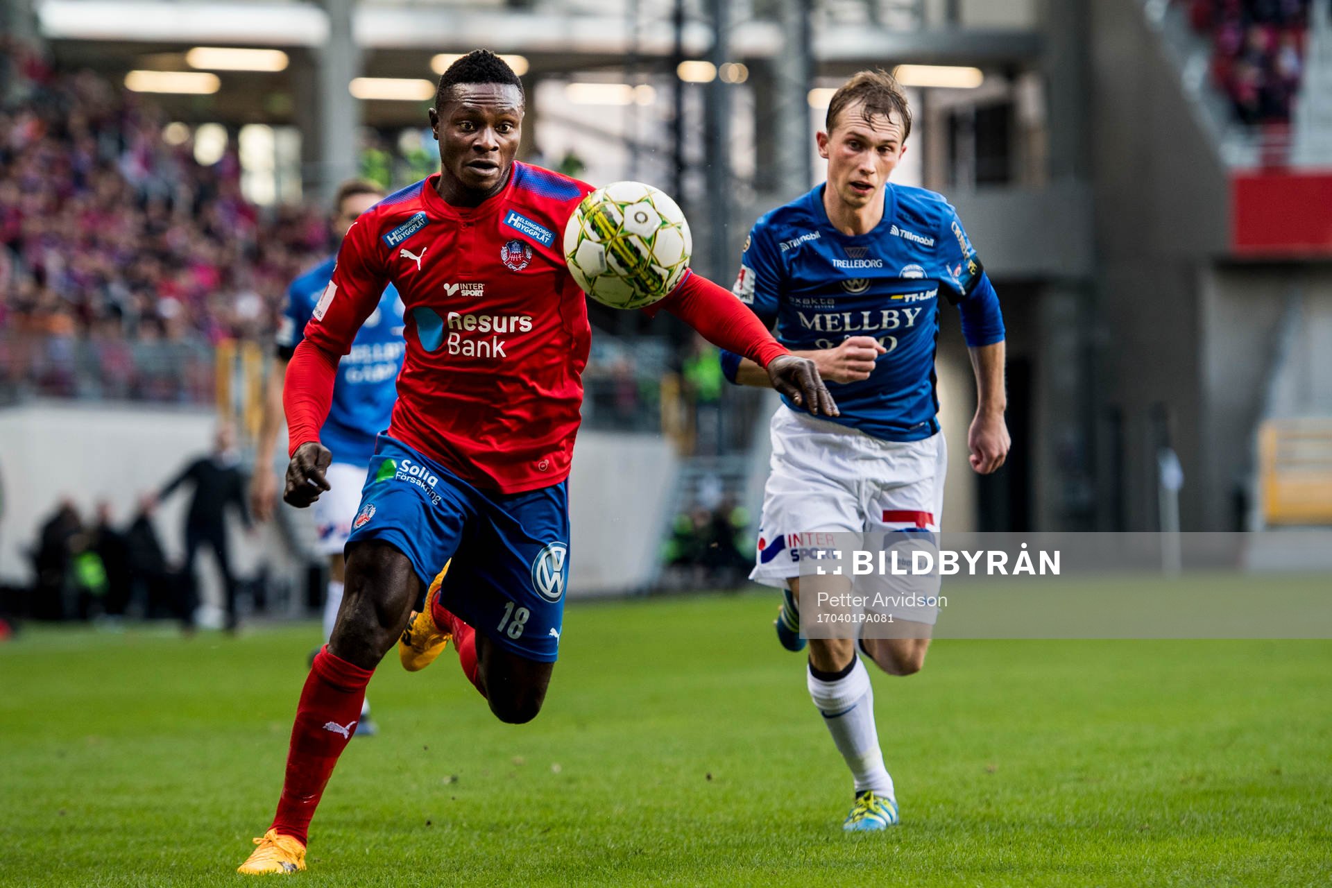 Helsingborgs Oke Akpoveta och Trelleborgs Albin Nilsson