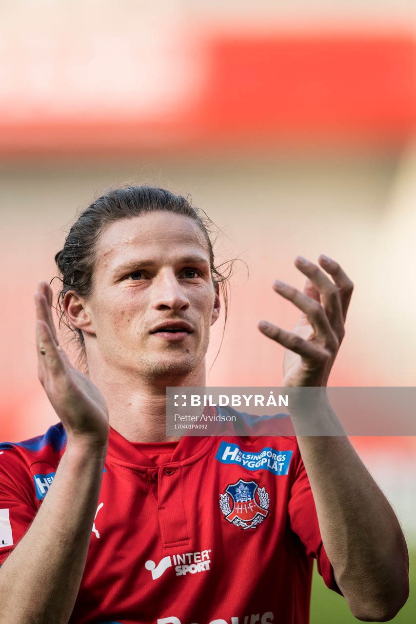 Helsingborgs Jesper Lange tackar publiken