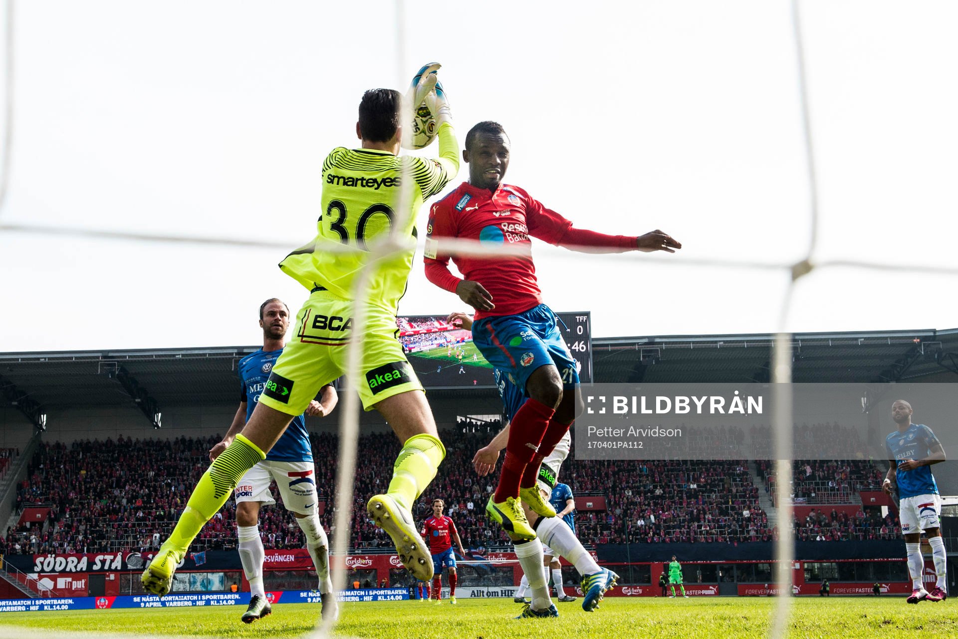 Helsingborgs Monday Samuel oroar vid Trelleborgs målvakt