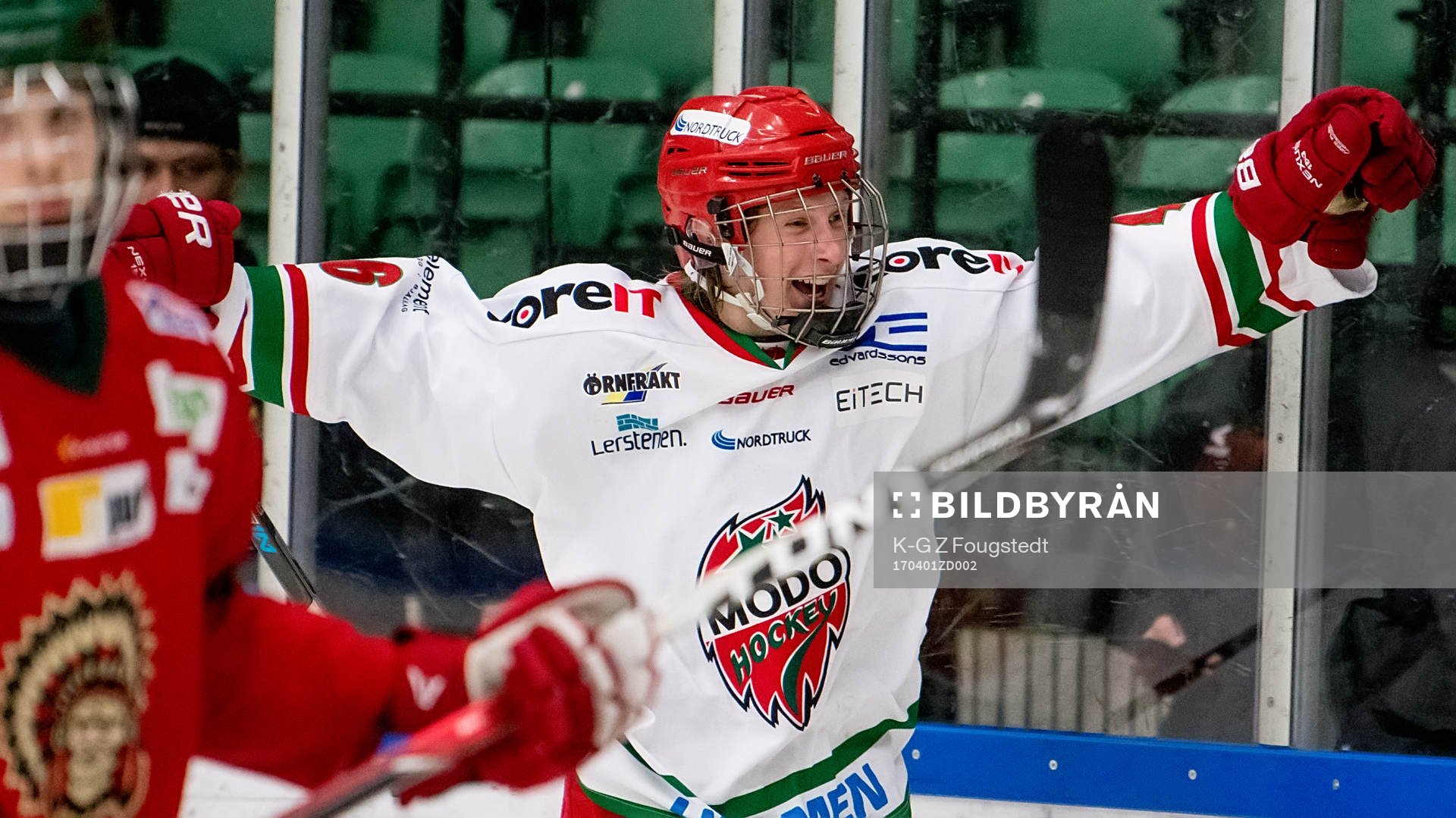 Modos Linus Pettersson jublar