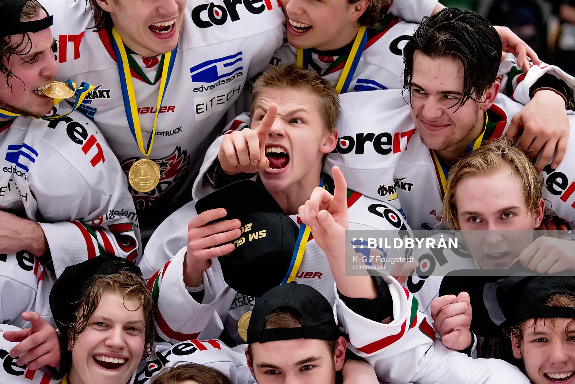 Modo jubel med medaljer