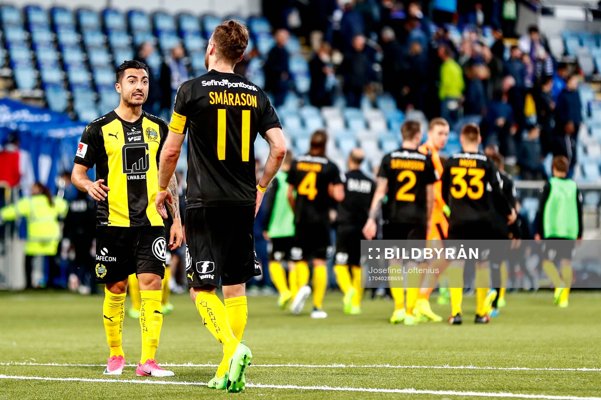 Hammarbys Jiloan Hamad och Arnór Smárason deppar