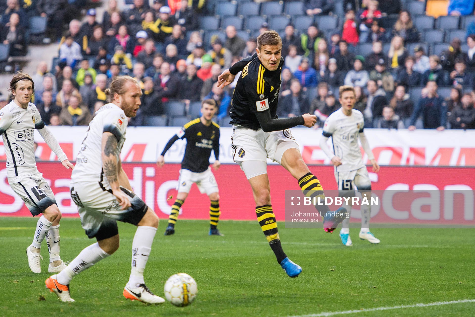 s Eero Markkanen och Häckens Emil Wahlström