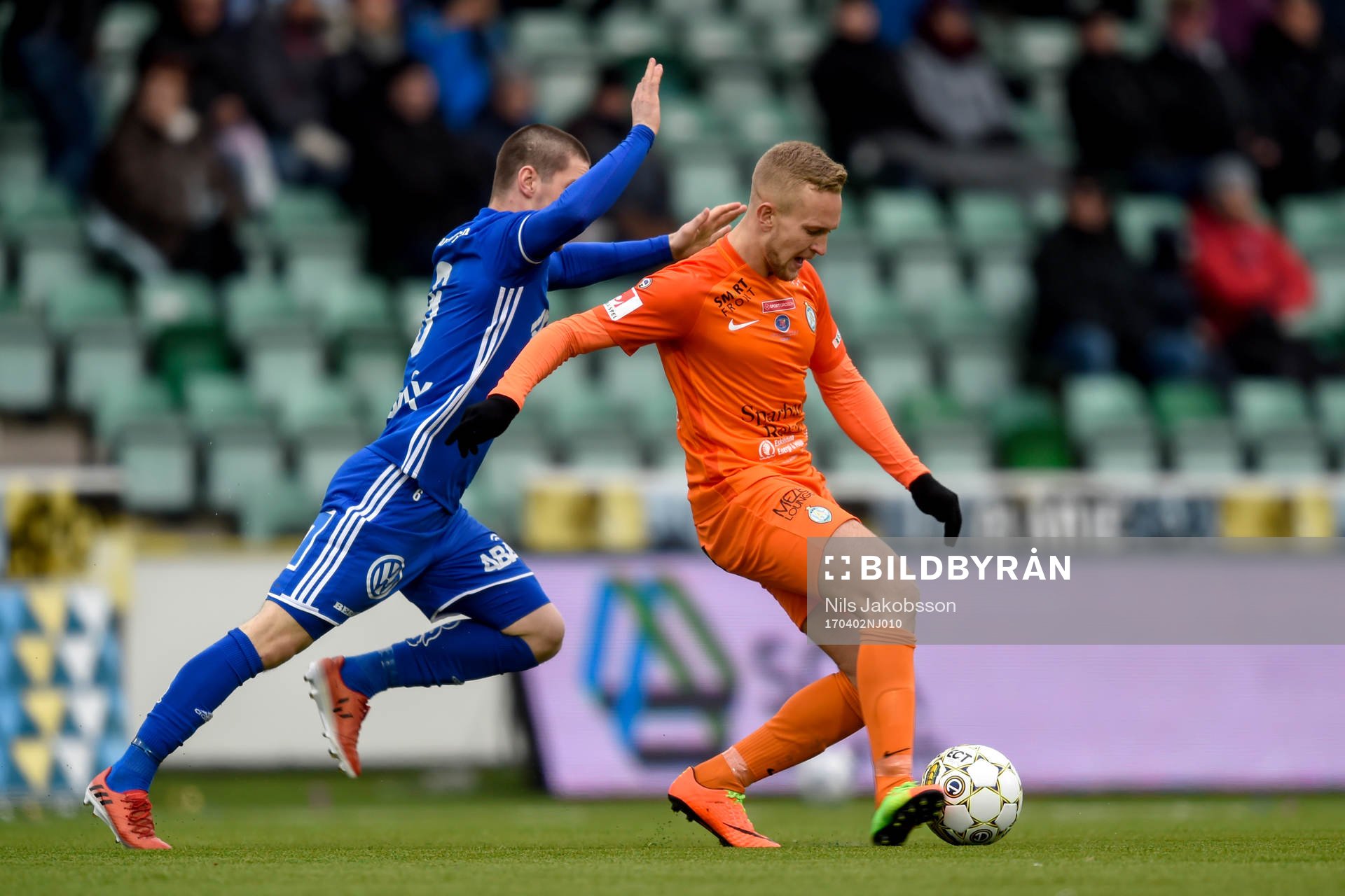 Sundsvalls Kristinn Freyr Sigurdsson och AFC Eskilstunas